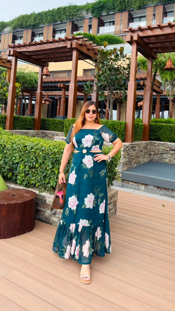 Peacock in Rishikesh Maxi