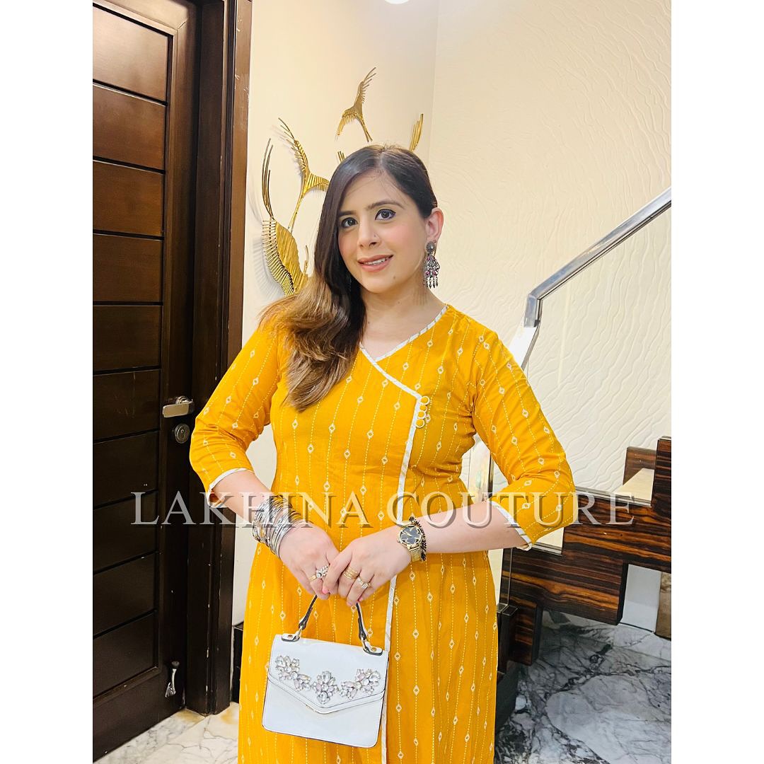 Angrakha In Yellow Kurti