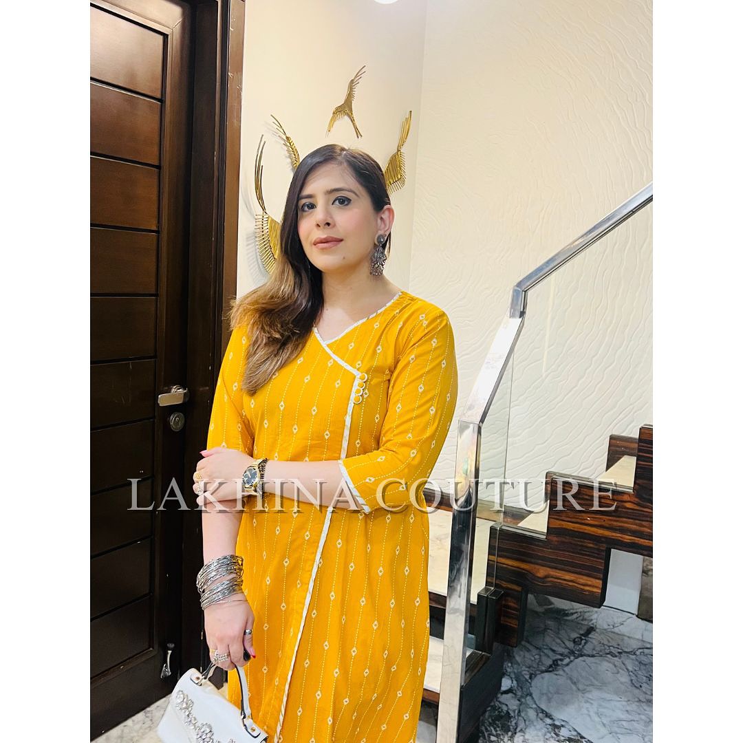 Angrakha In Yellow Kurti