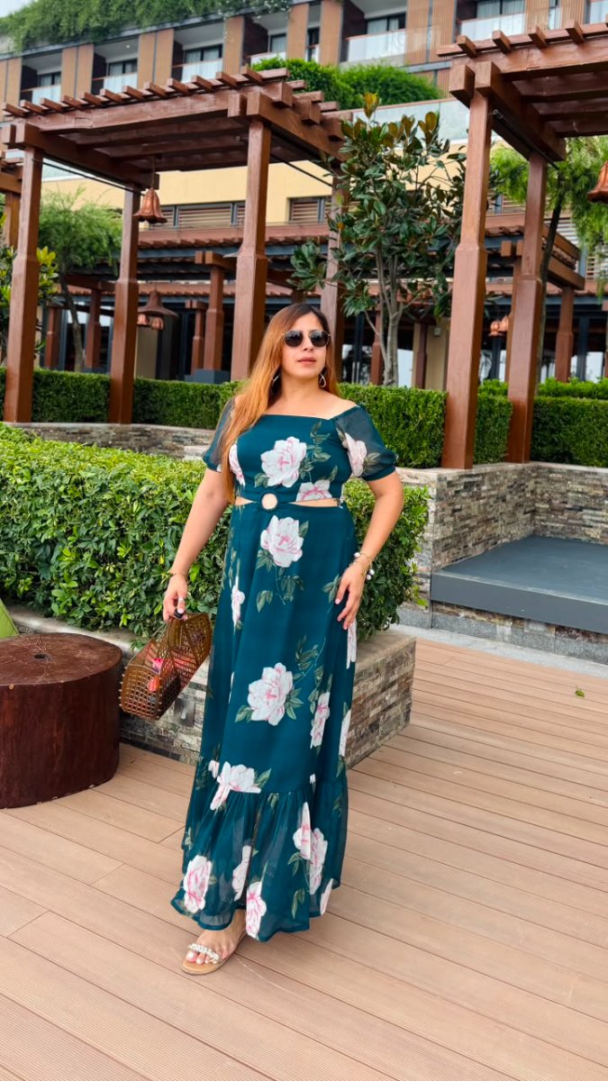 Peacock in Rishikesh Maxi