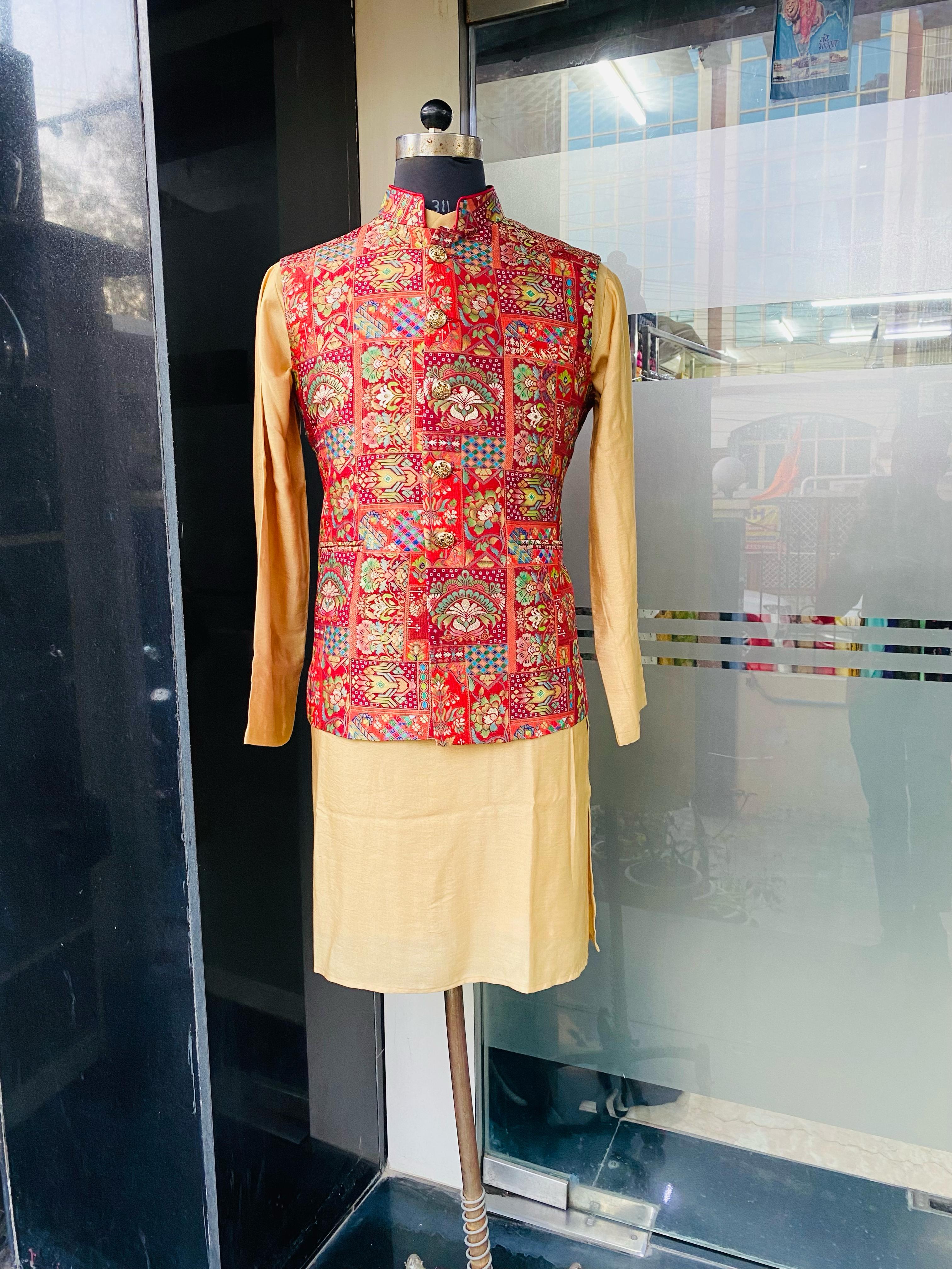 Menswear Royal marron waistcoat + Kurta Set