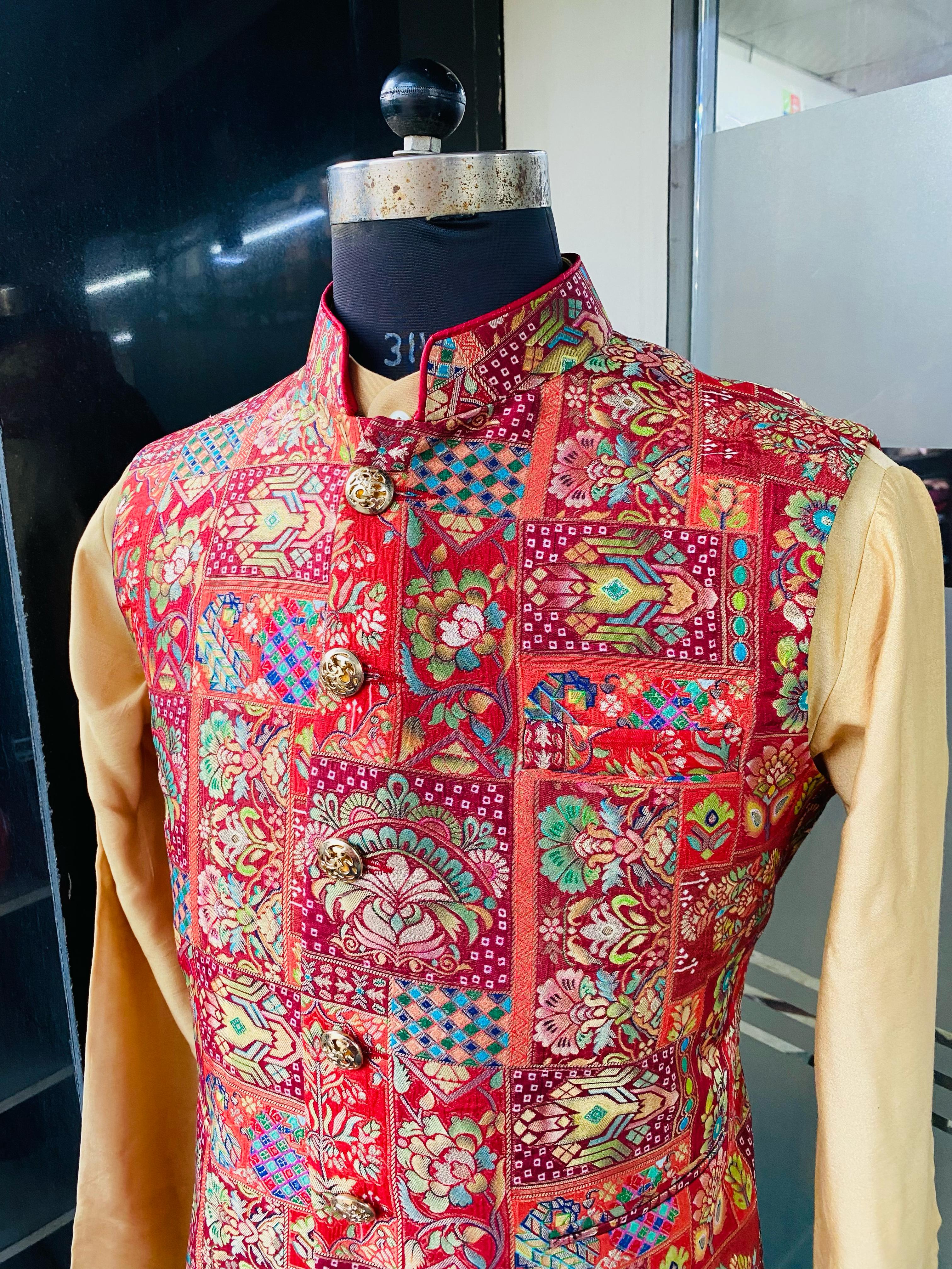 Menswear Royal marron waistcoat + Kurta Set