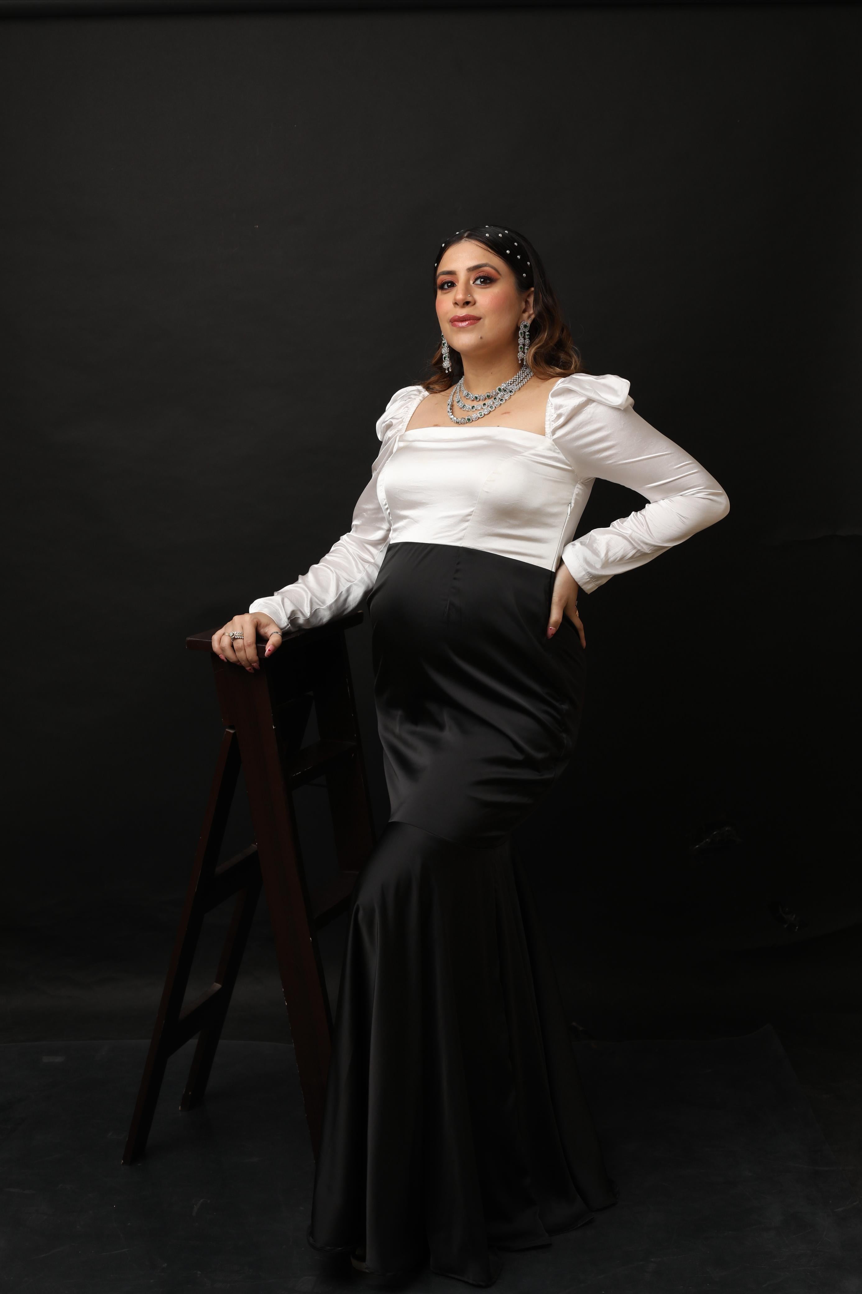 Kiara Fish Cut Mama Gown