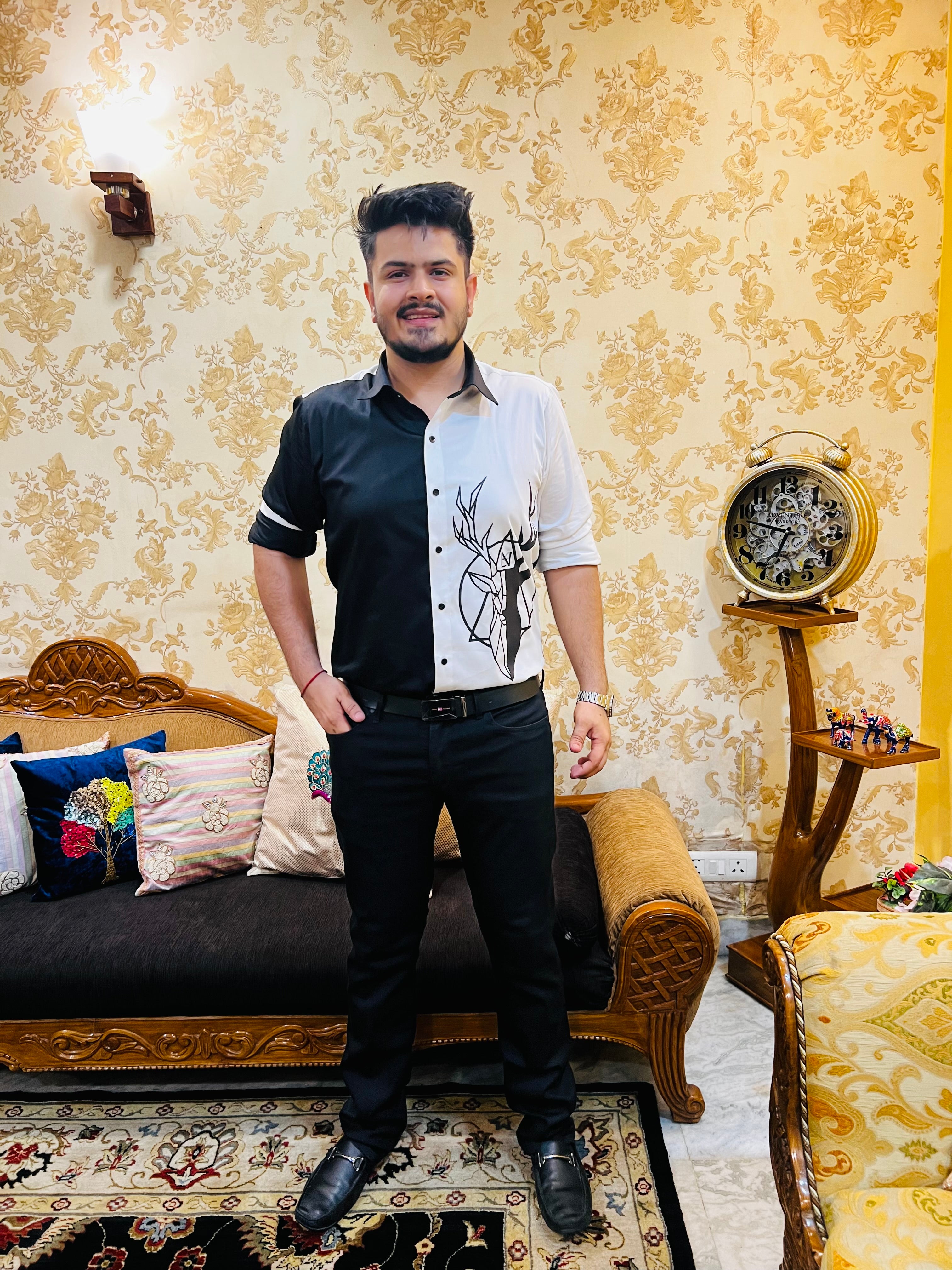 Black & White Deer Shrt