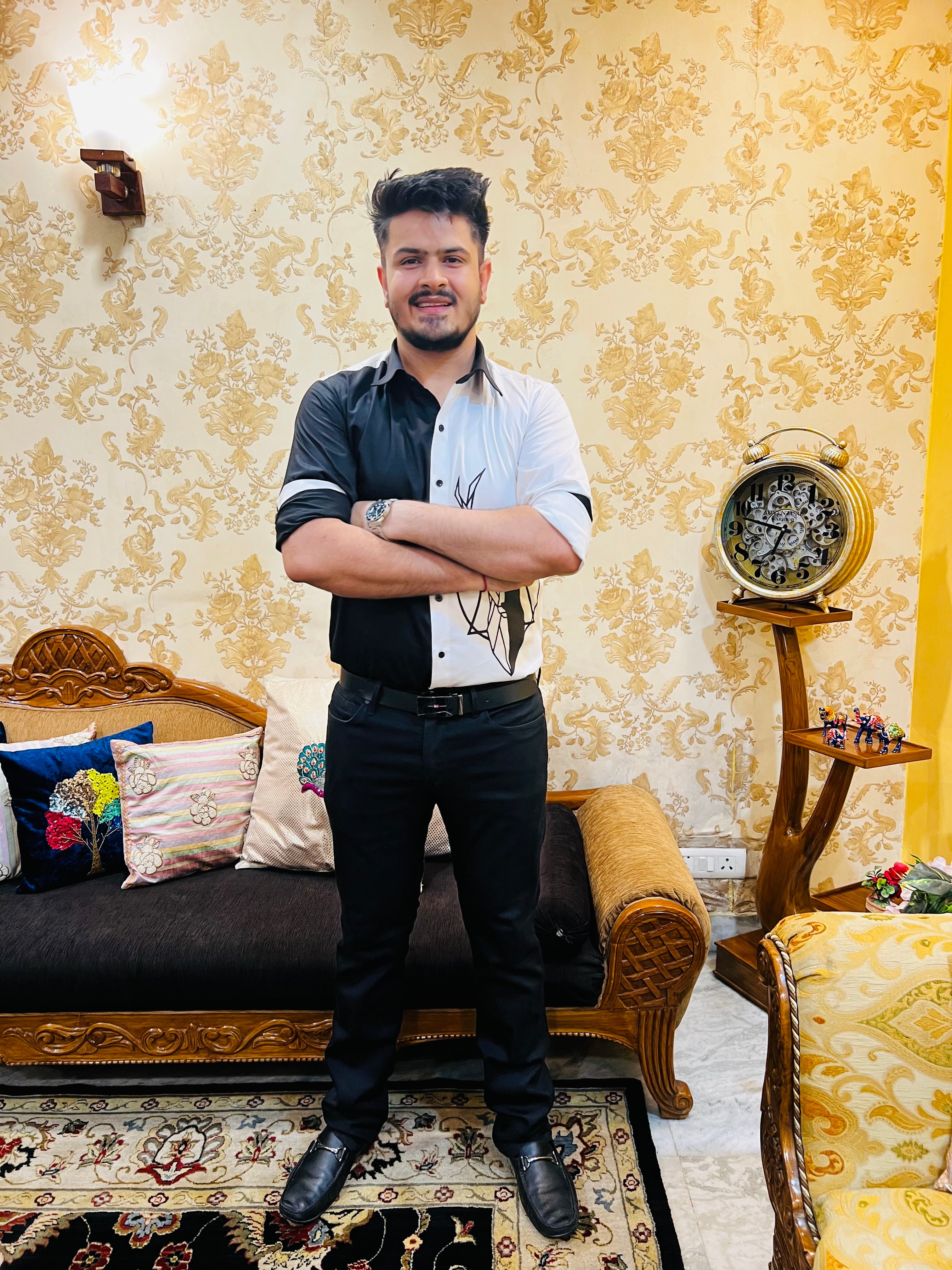 Black & White Deer Shrt