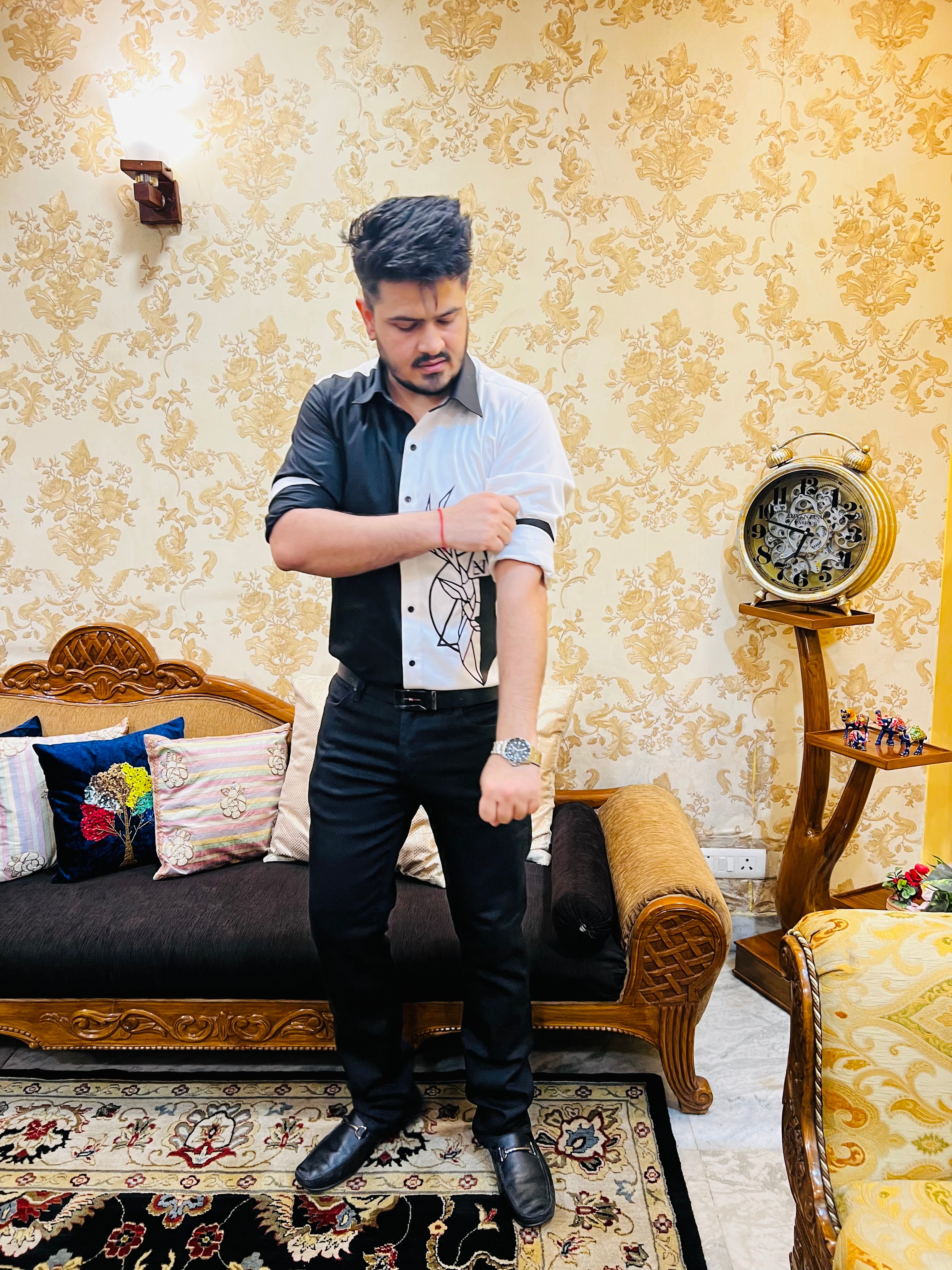 Black & White Deer Shrt