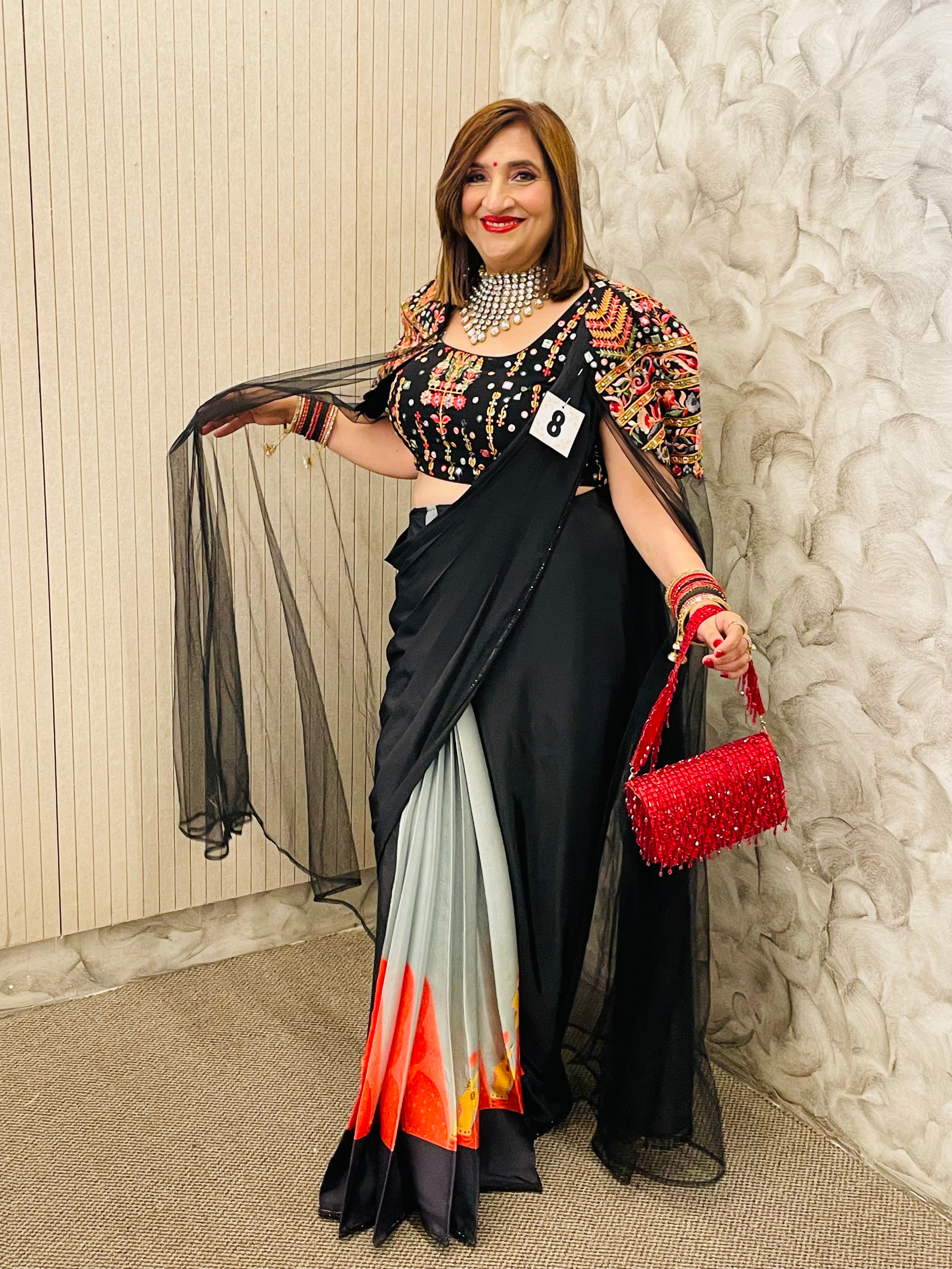 Black Lady Love Saree