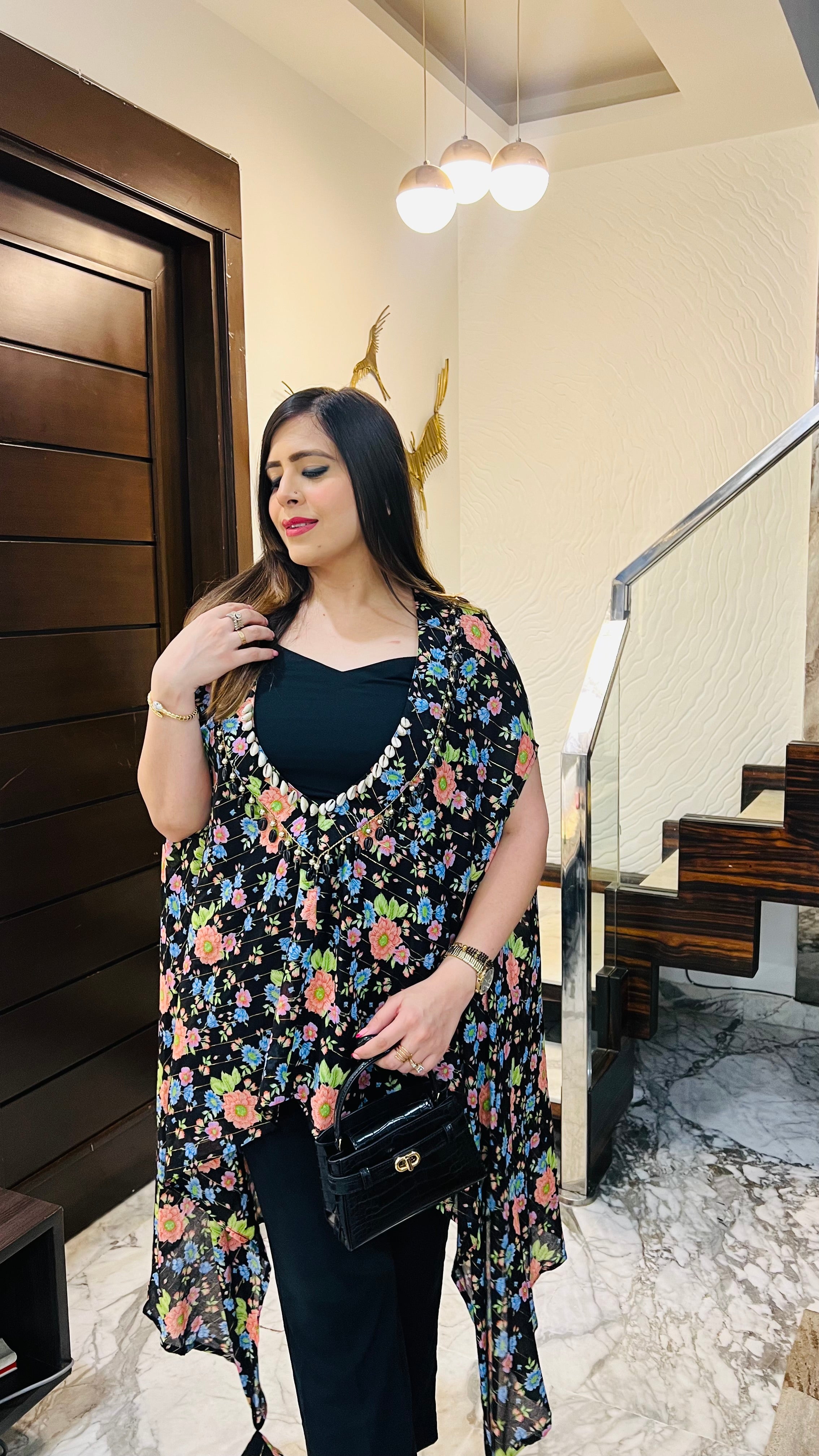 Vaishvi’s Rakhi Tri Set