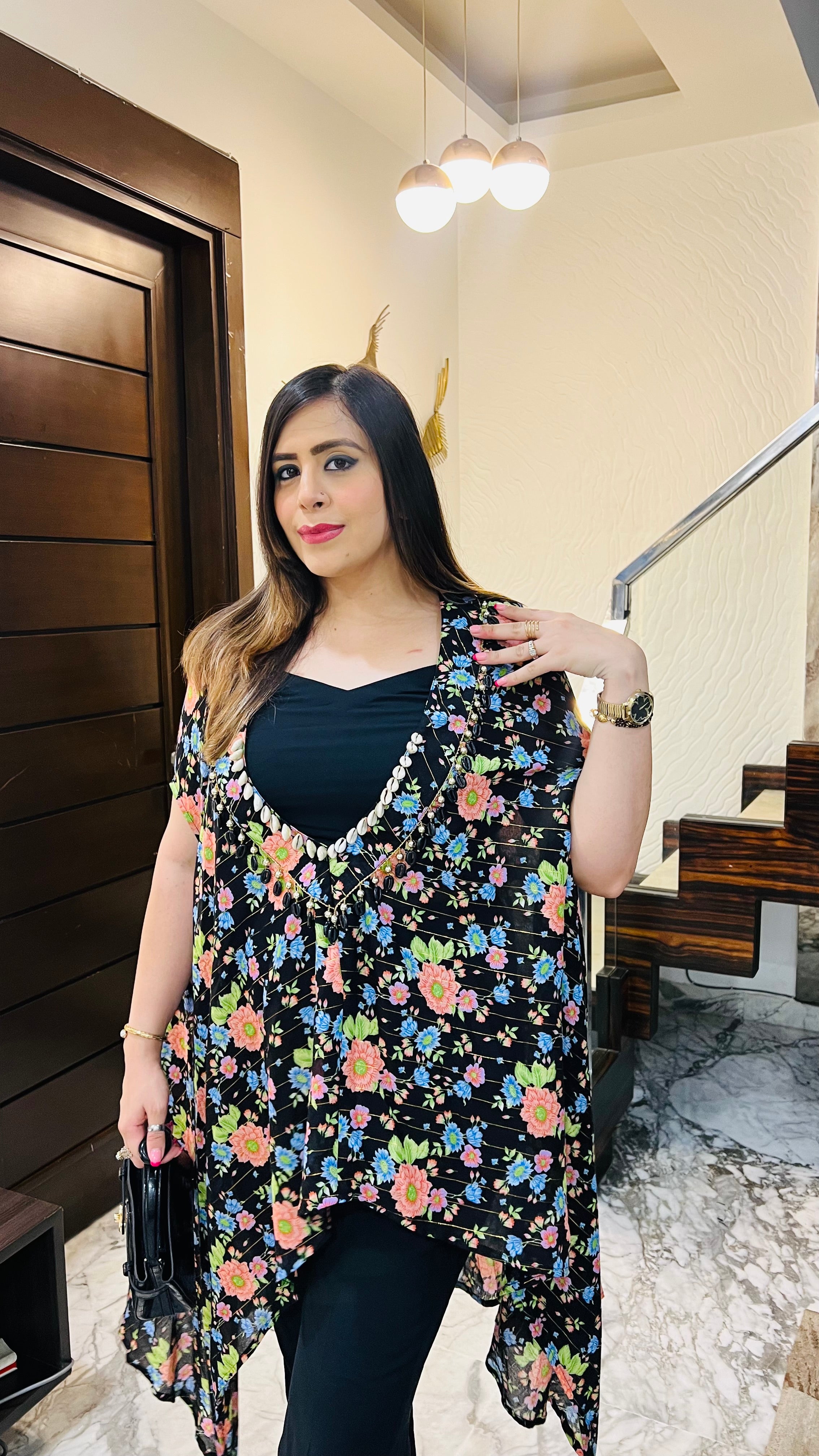 Vaishvi’s Rakhi Tri Set