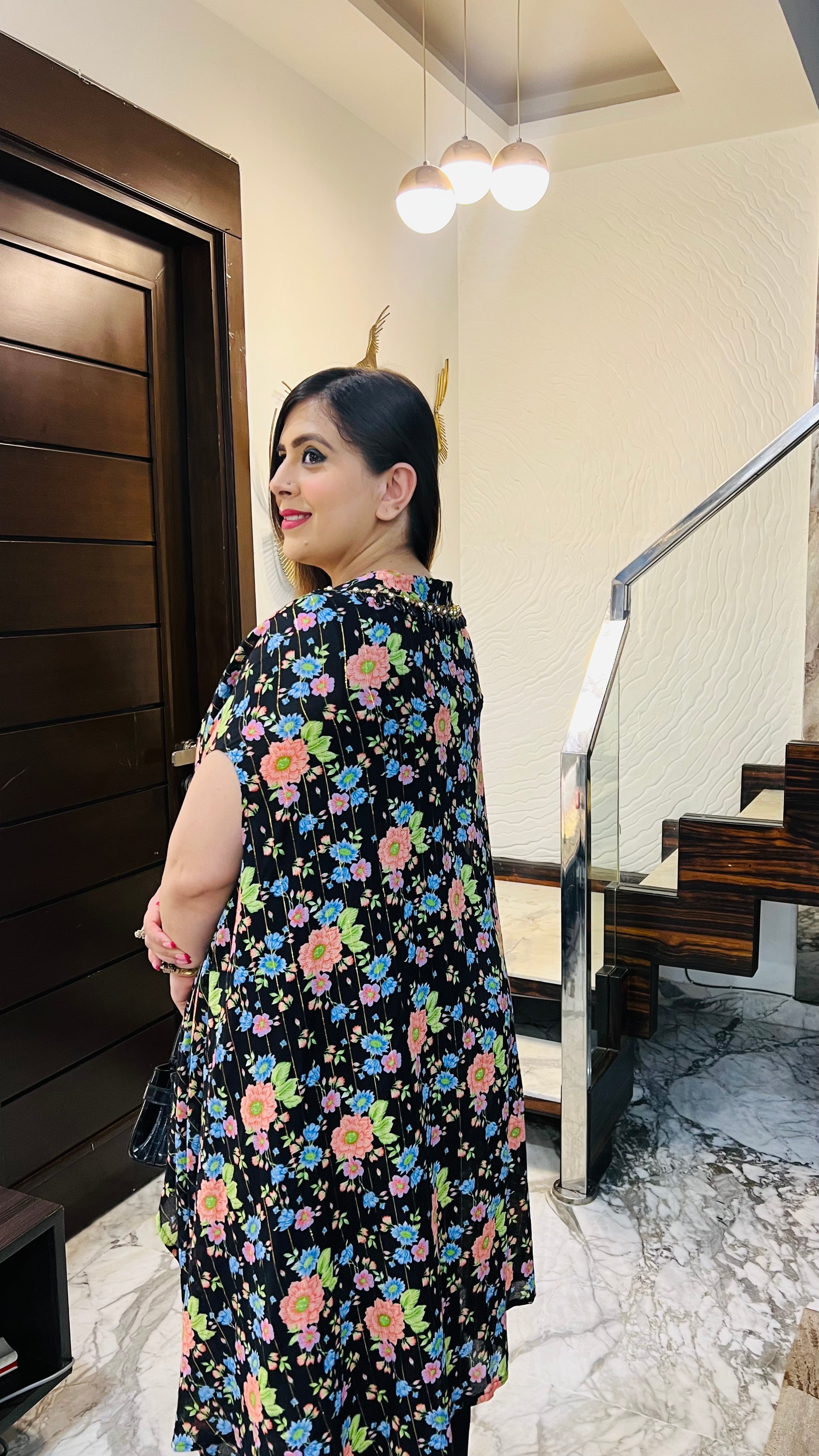 Vaishvi’s Rakhi Tri Set