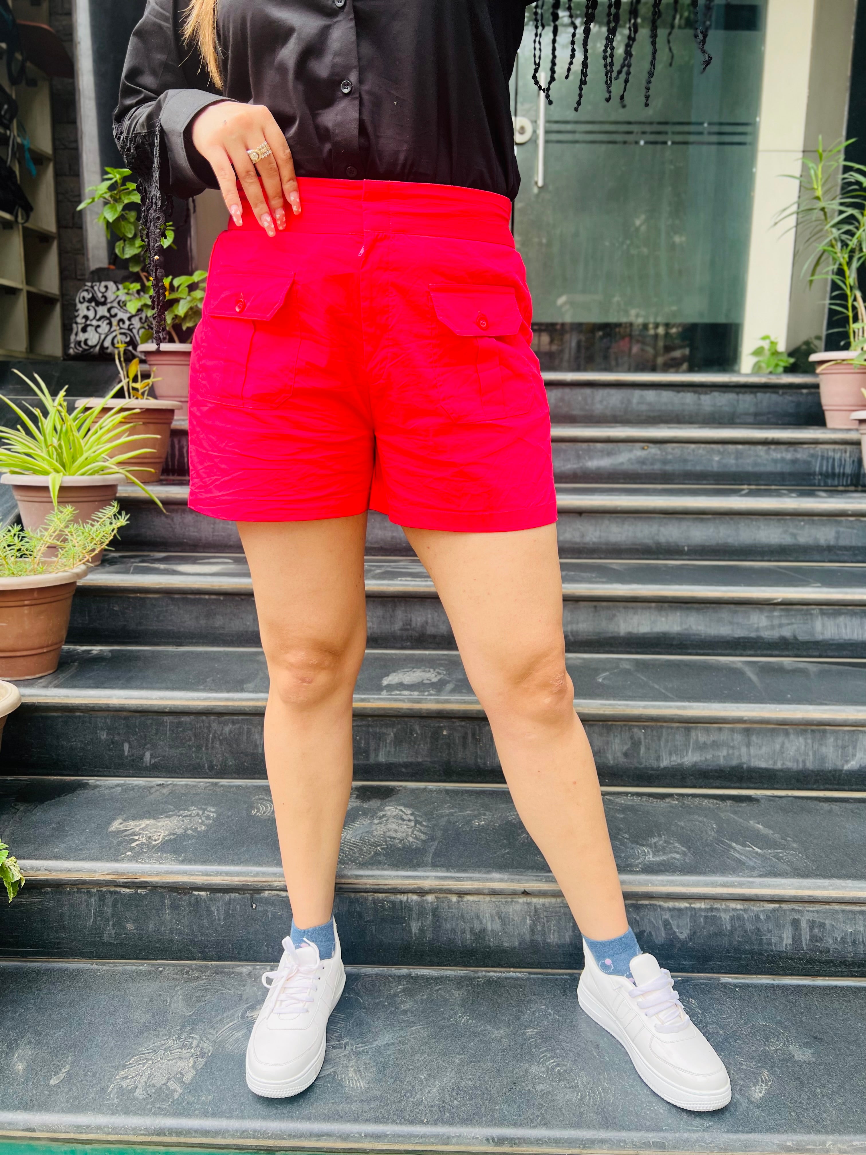 Corally Shorts