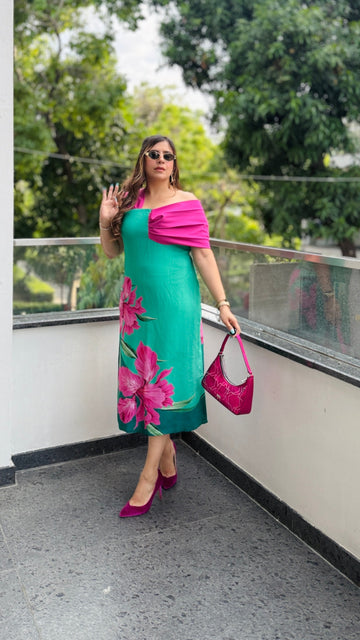 Drama-Queen Midi Dress