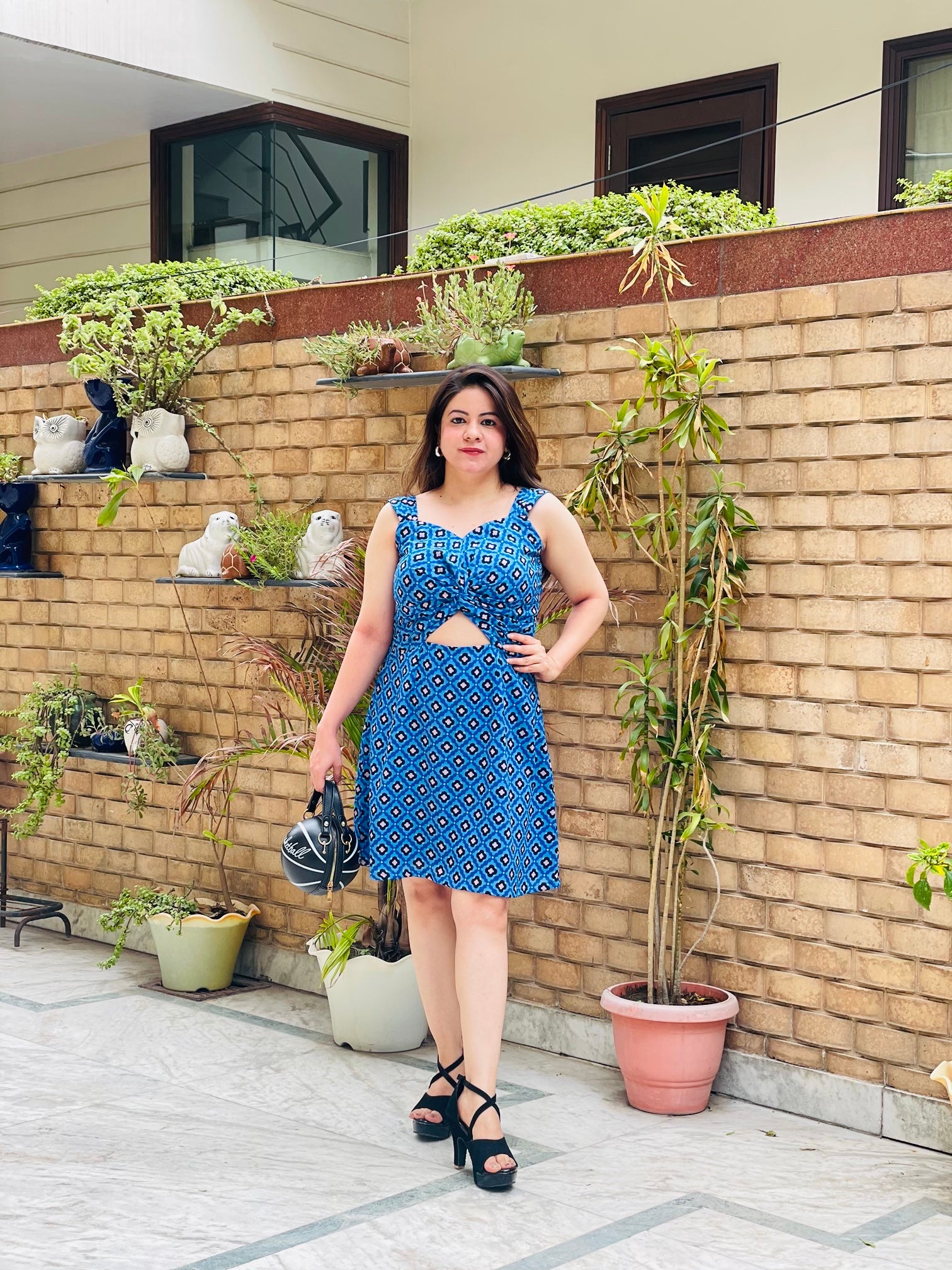 Blue Geometrical Drop