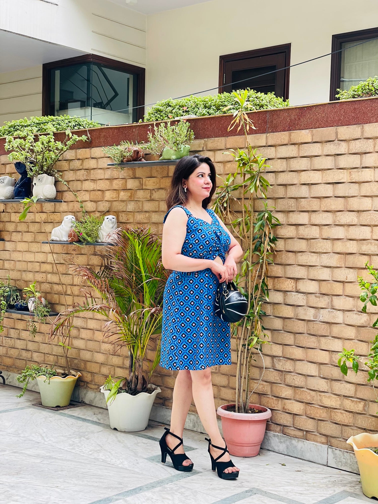 Blue Geometrical Drop