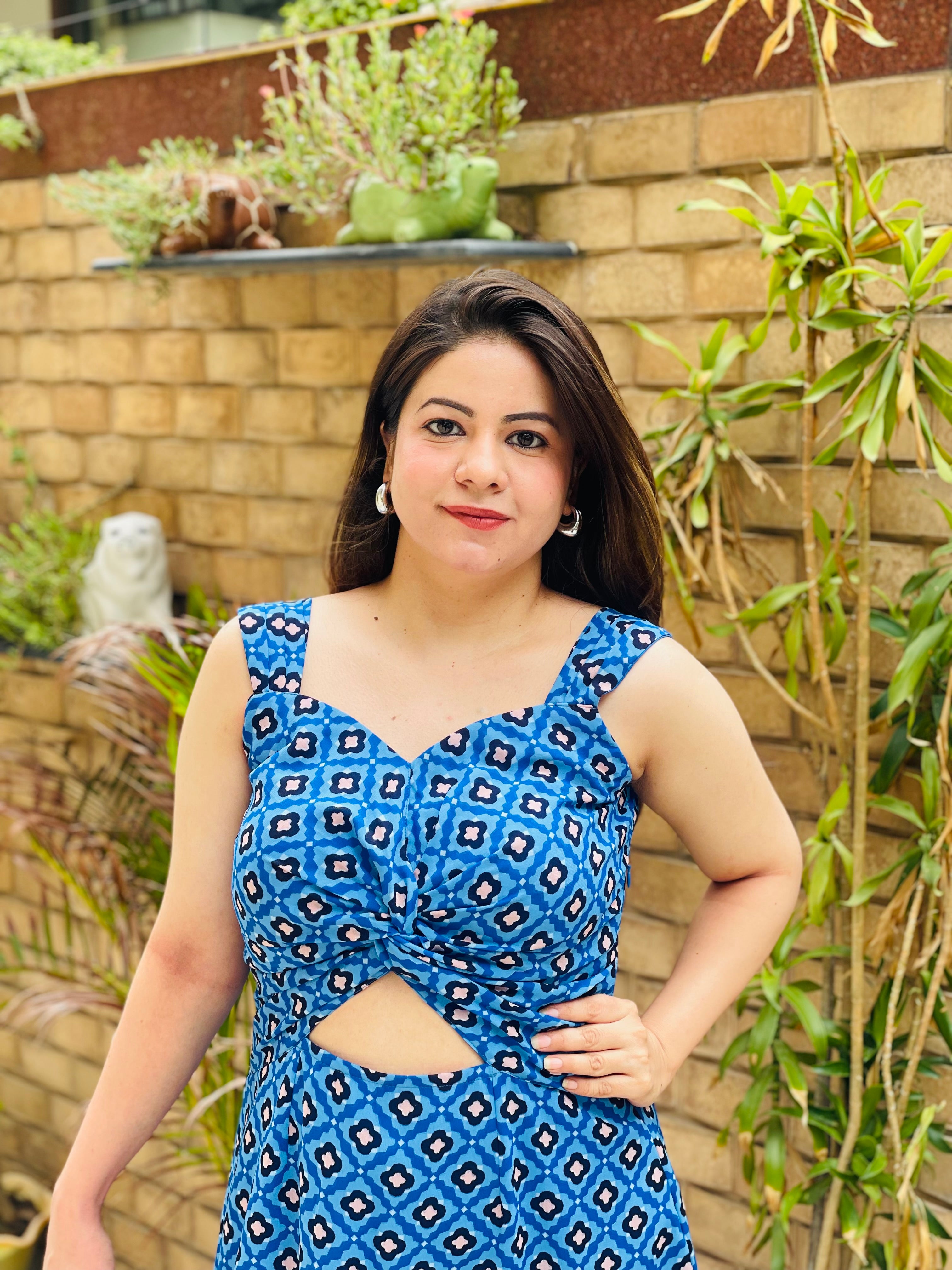 Blue Geometrical Drop