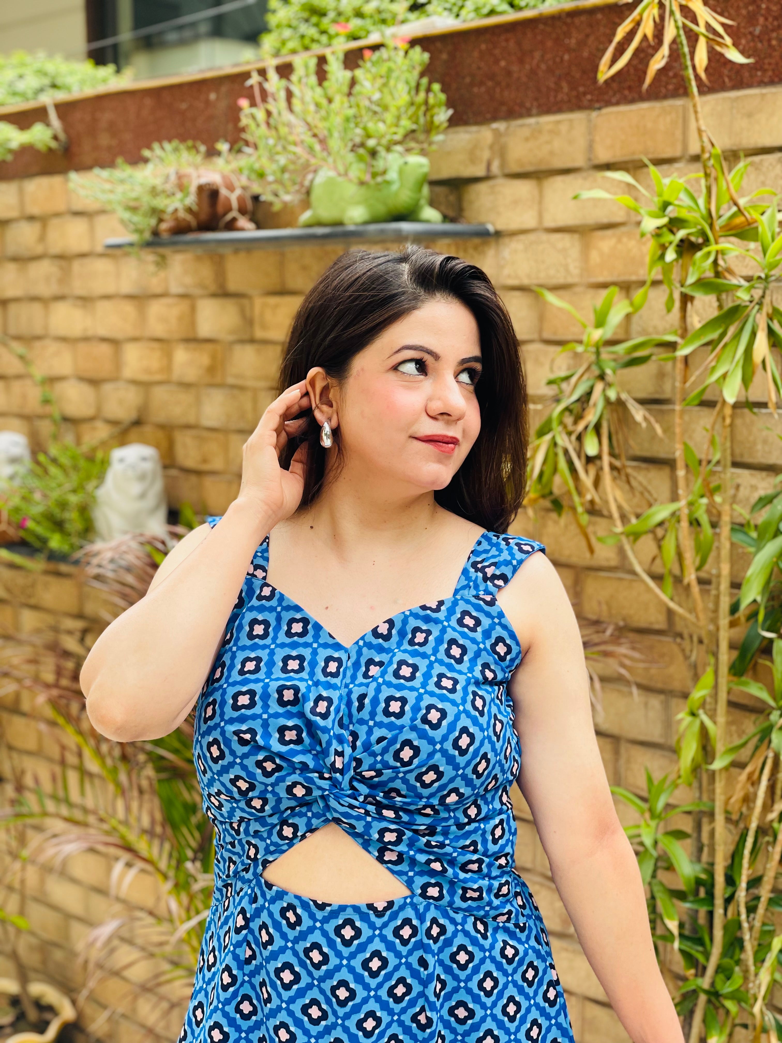 Blue Geometrical Drop