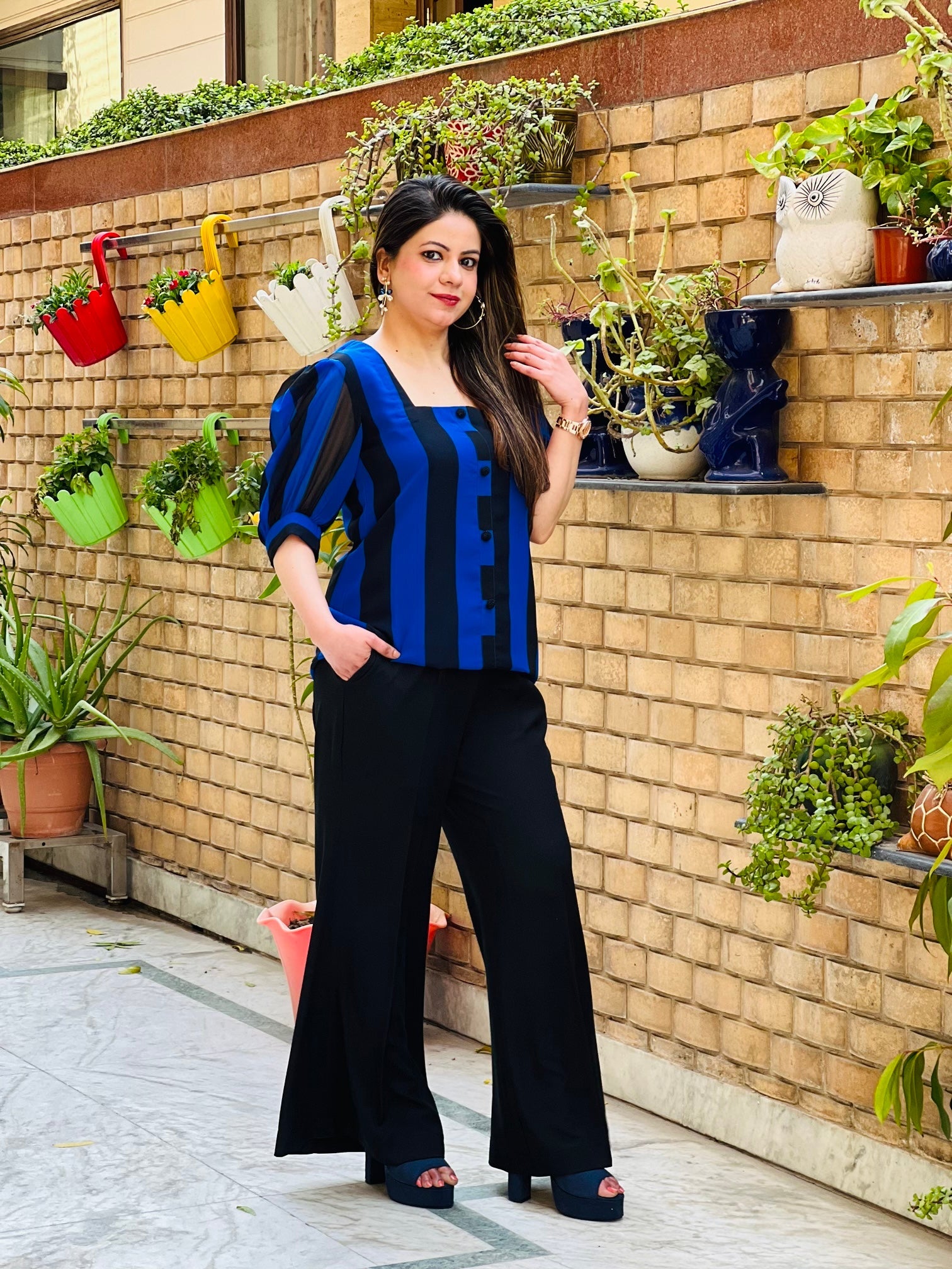 Black Haider Moss Bottom