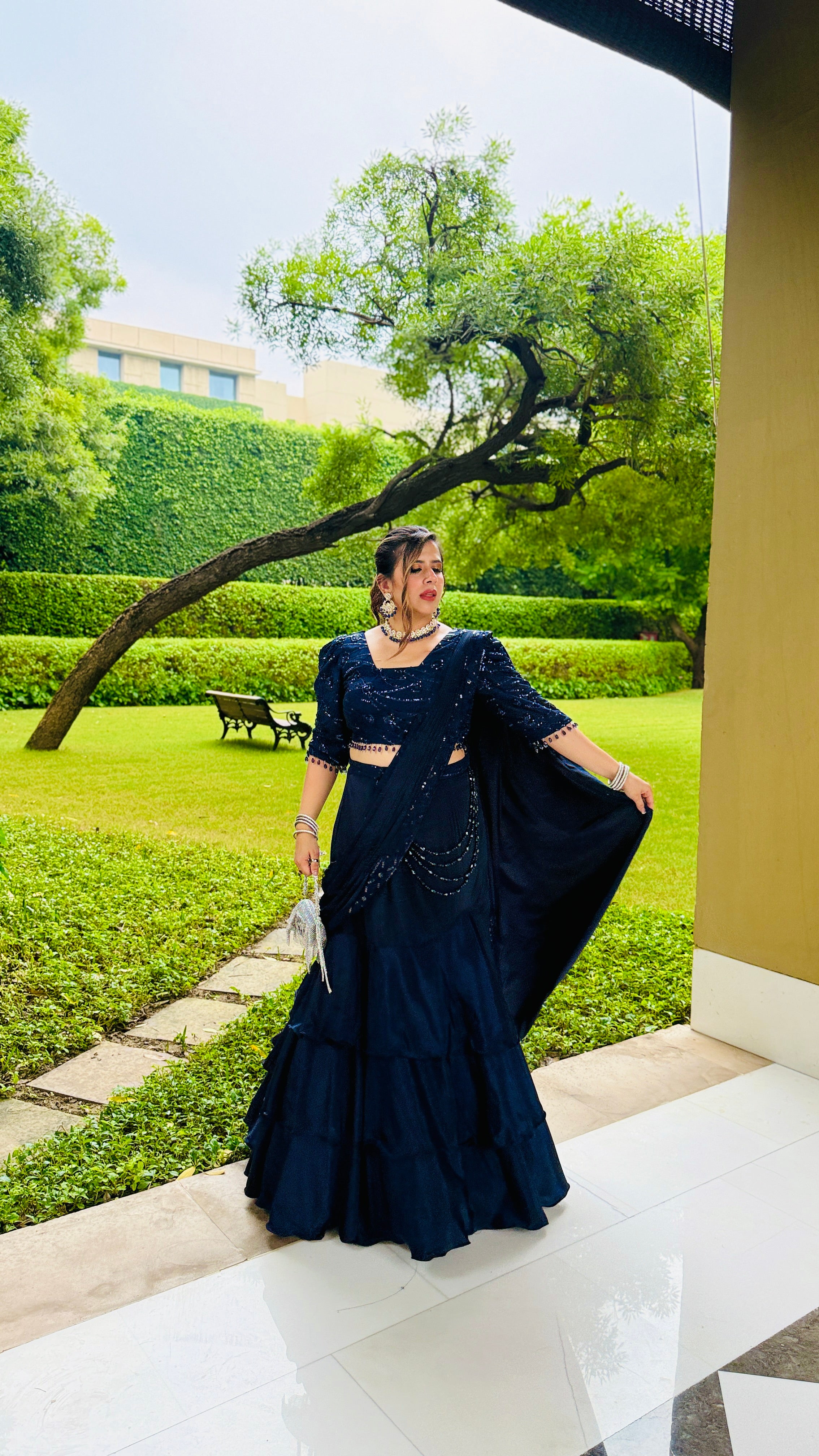 Navy Blue Fish Cut Saree