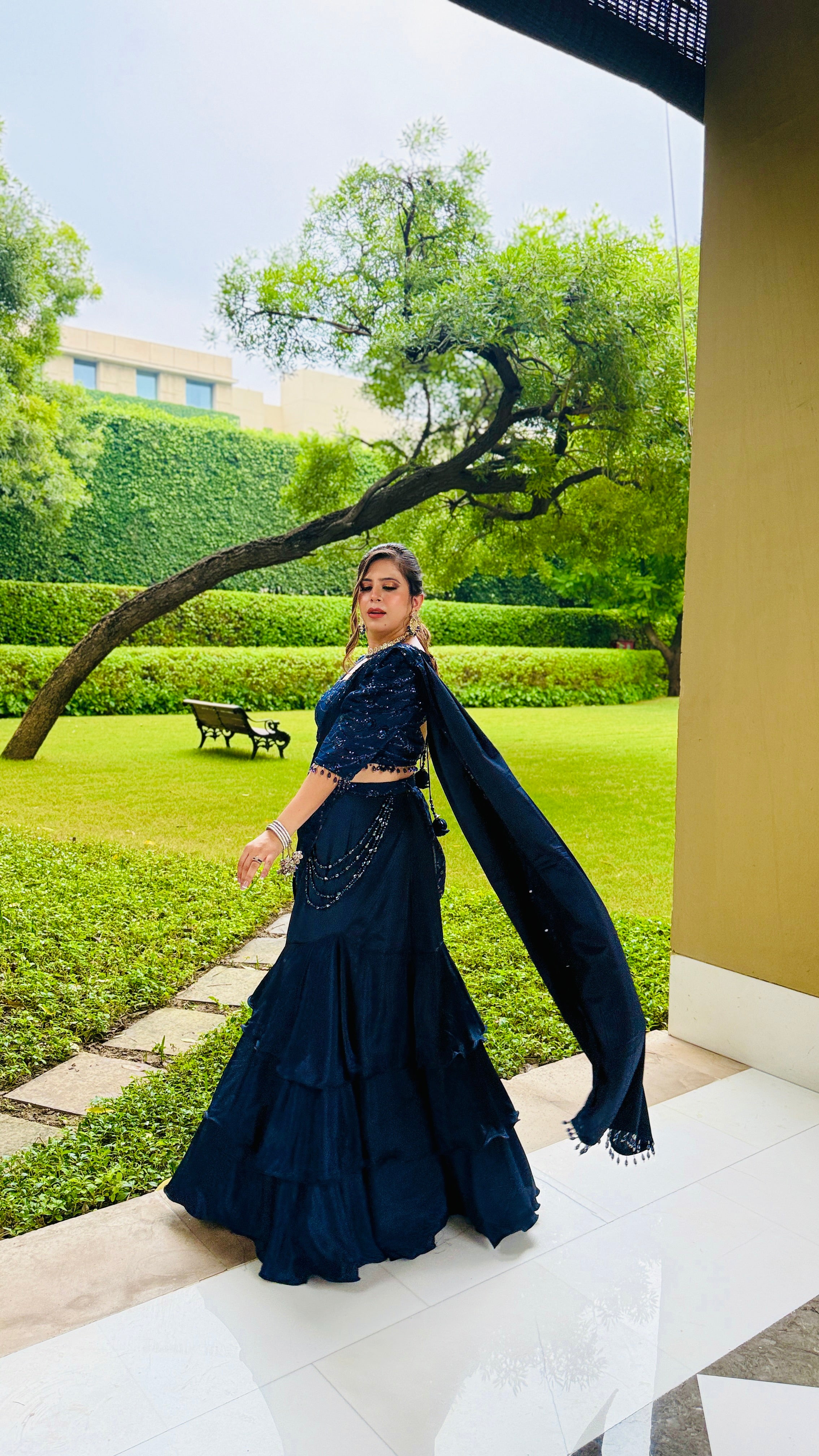 Navy Blue Fish Cut Saree