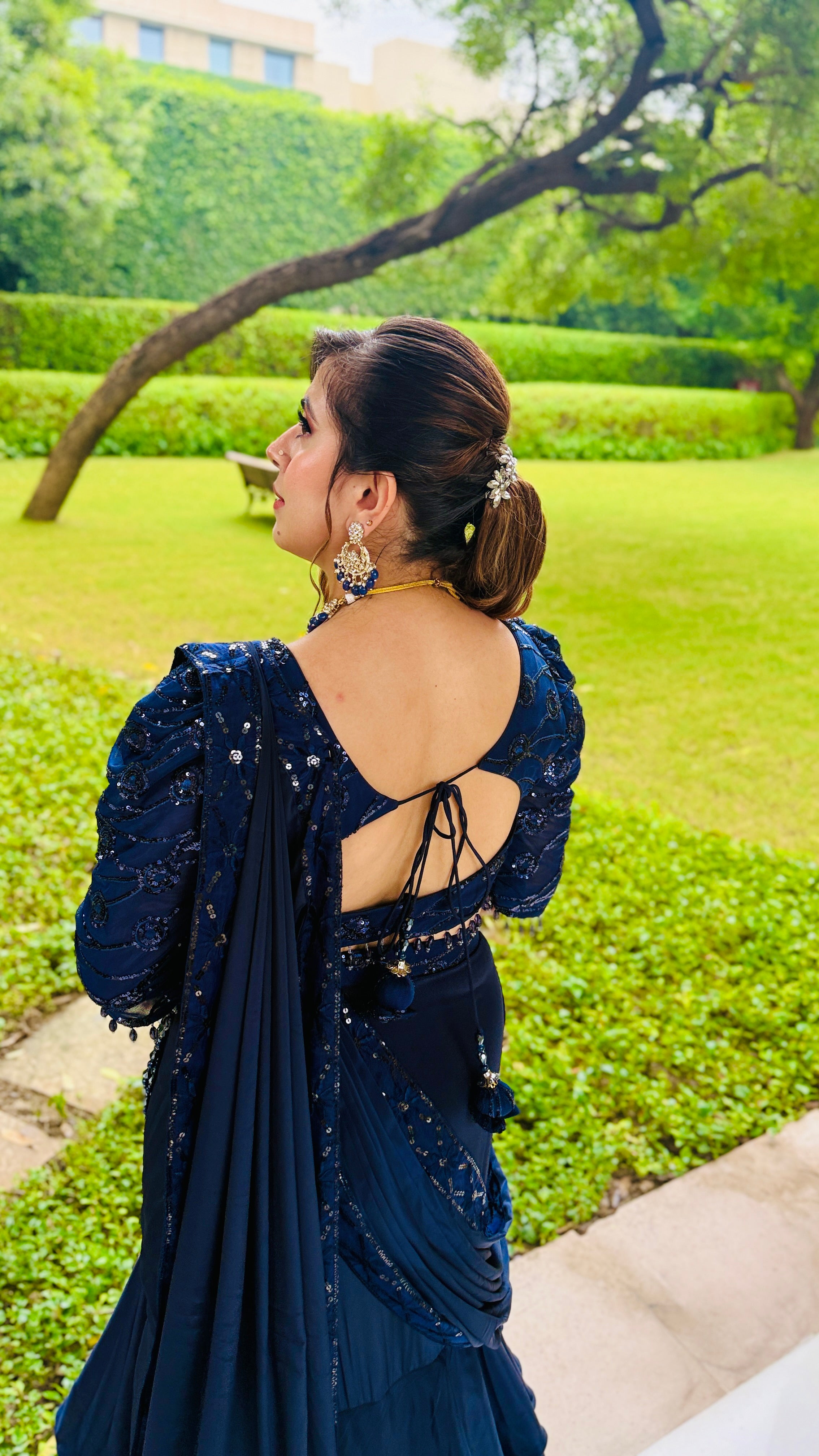 Navy Blue Fish Cut Saree