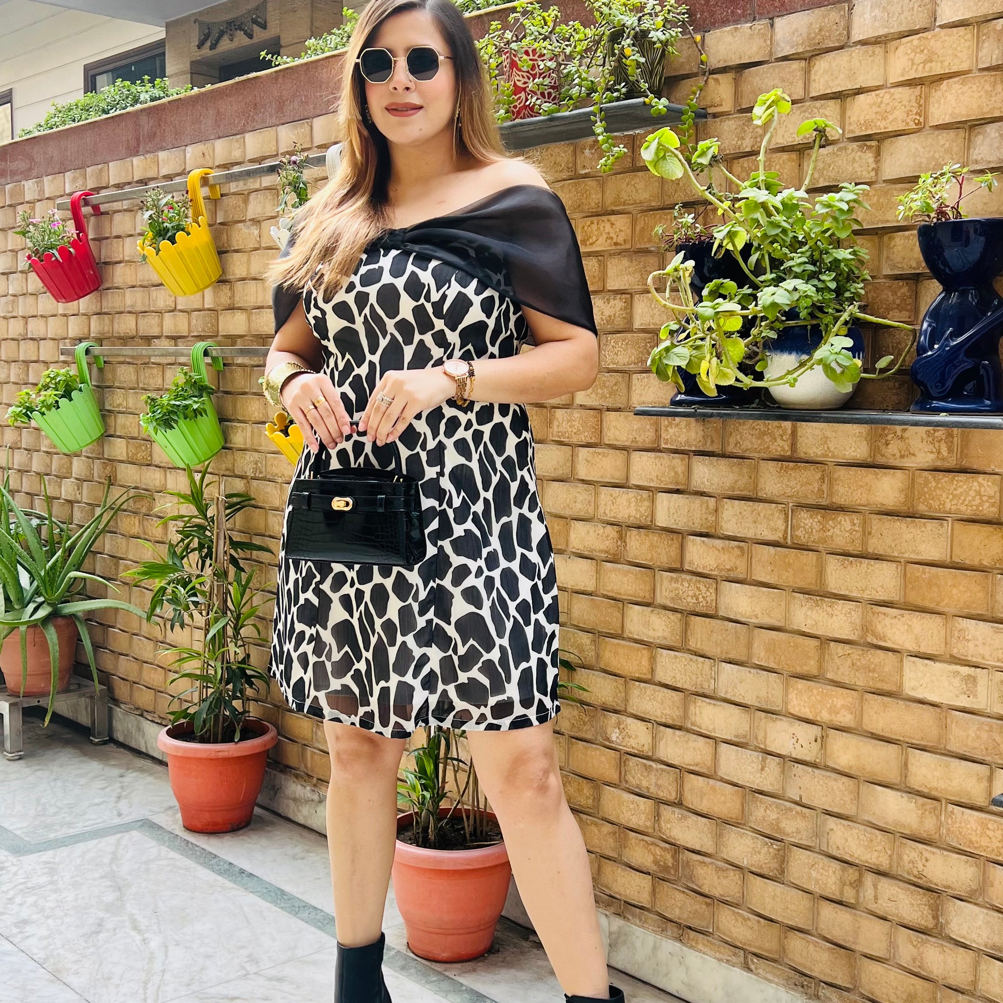 Monochrome Bow Magic