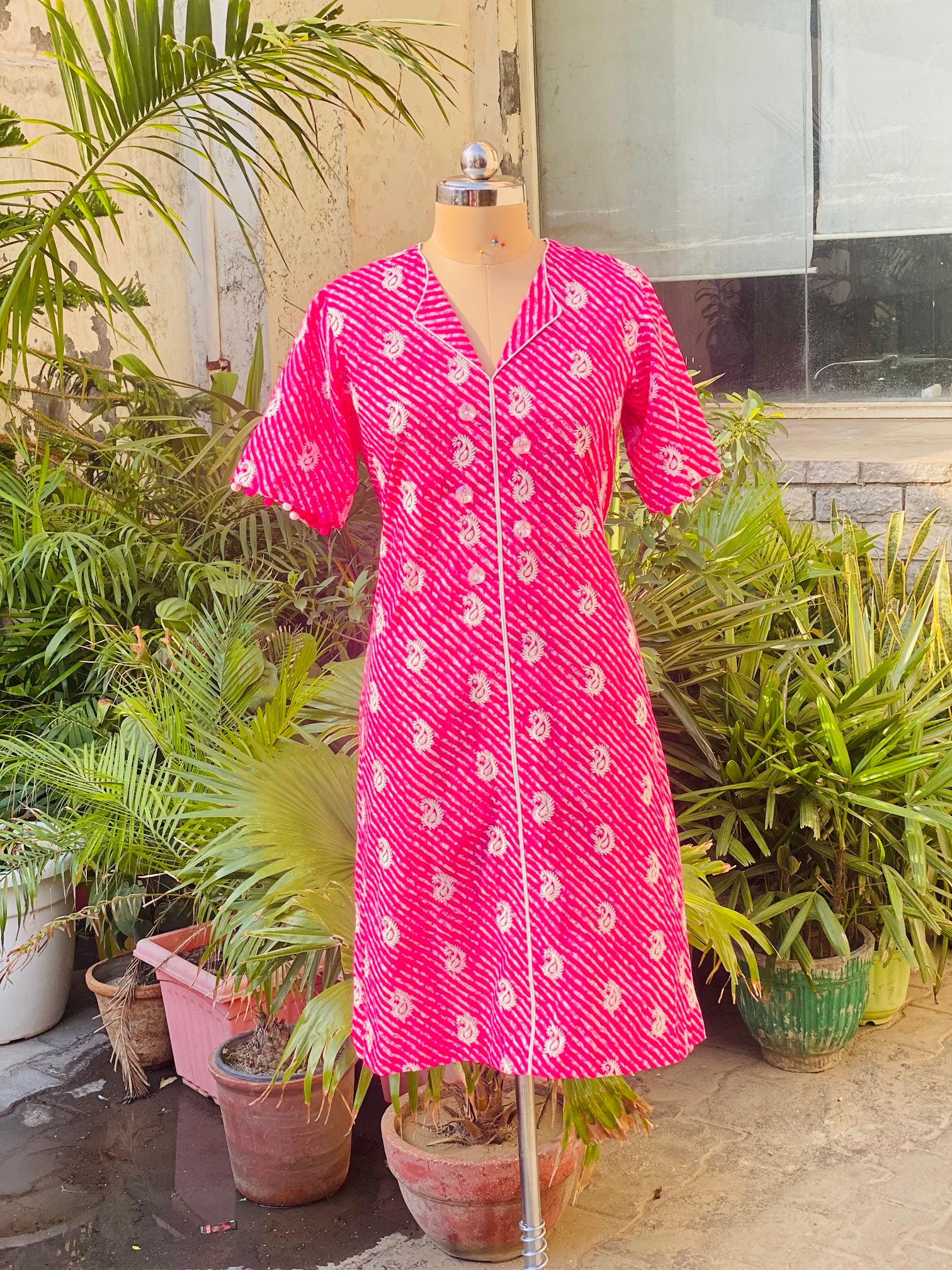 Pink Leheriya Kurti