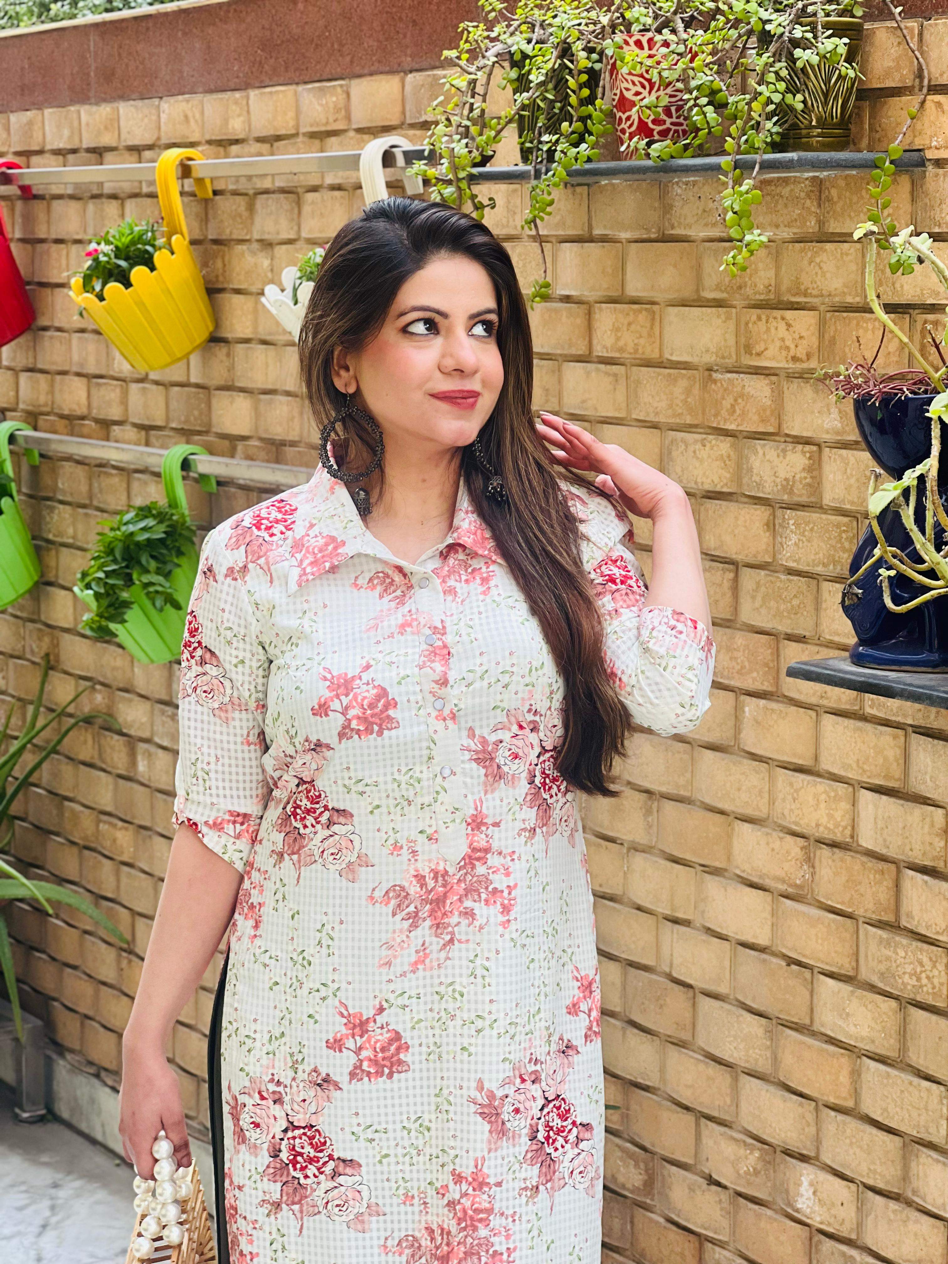 White Rose Summer Suit