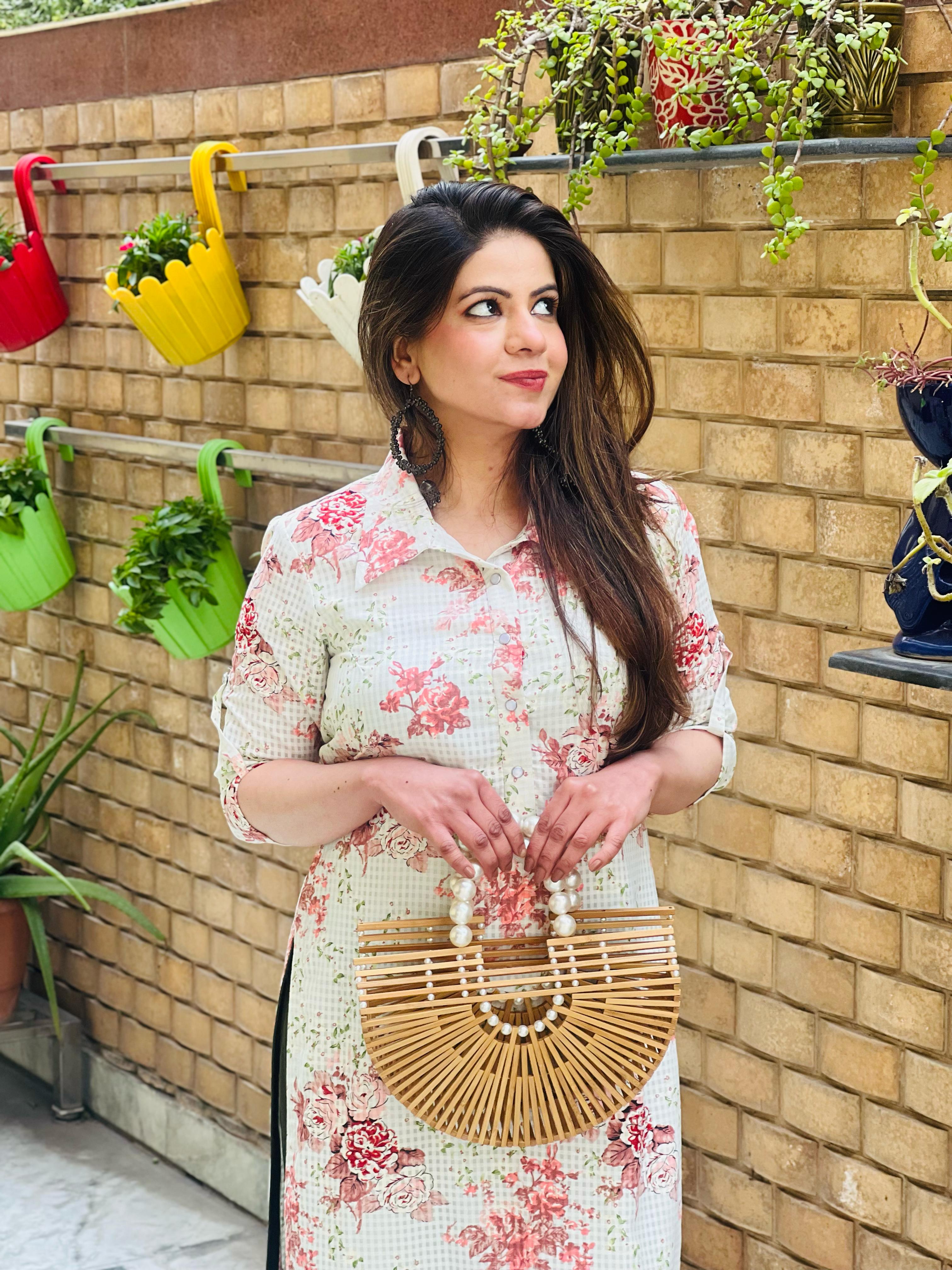 White Rose Summer Suit