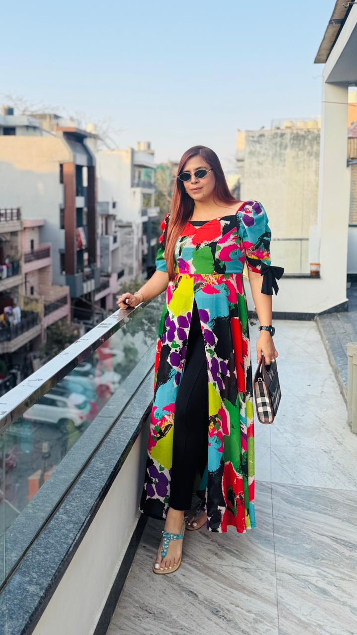 Paint the world slit top