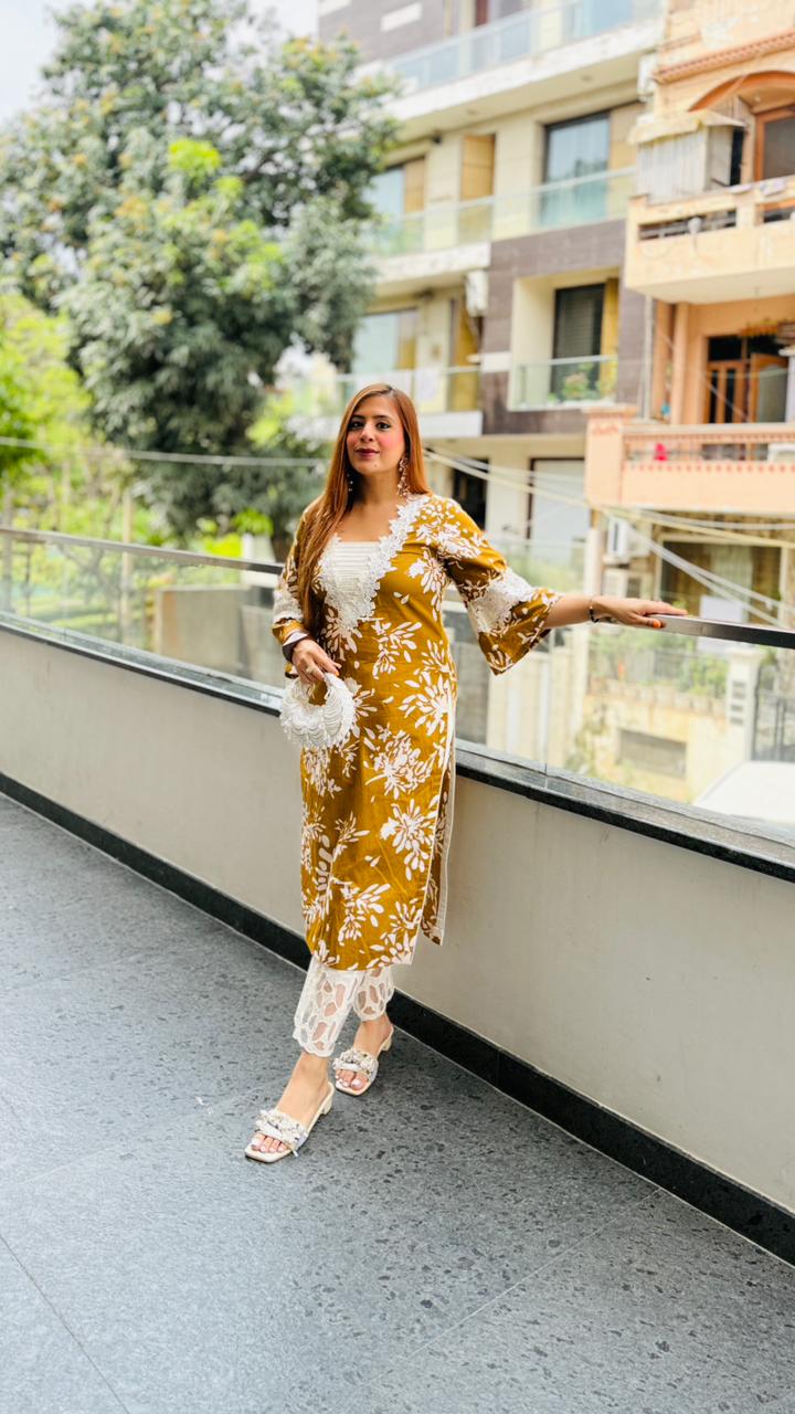Hania Cotton Suit | Lakhina Couture - Look 8