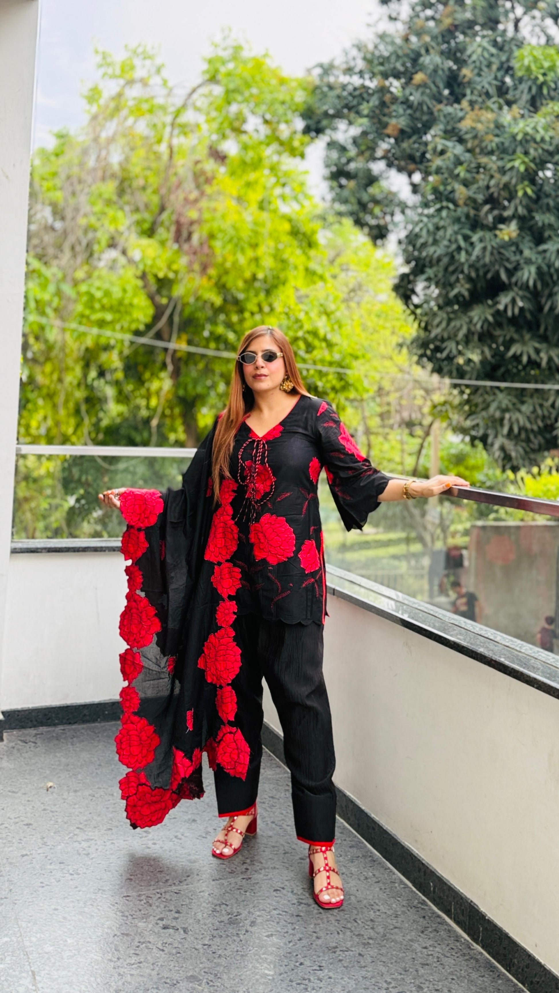 Devil’s Rose Farshi Suit | Lakhina Couture - Look 13