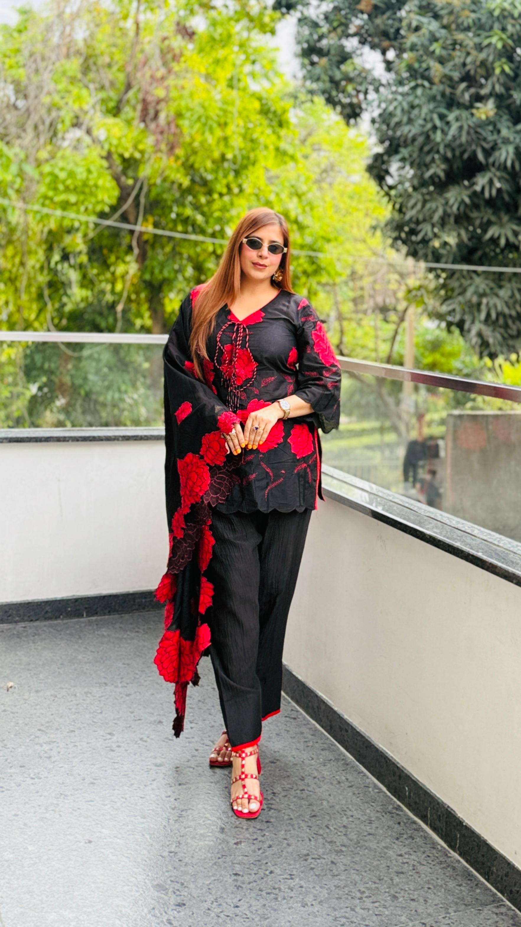 Devil’s Rose Farshi Suit | Lakhina Couture - Look 11