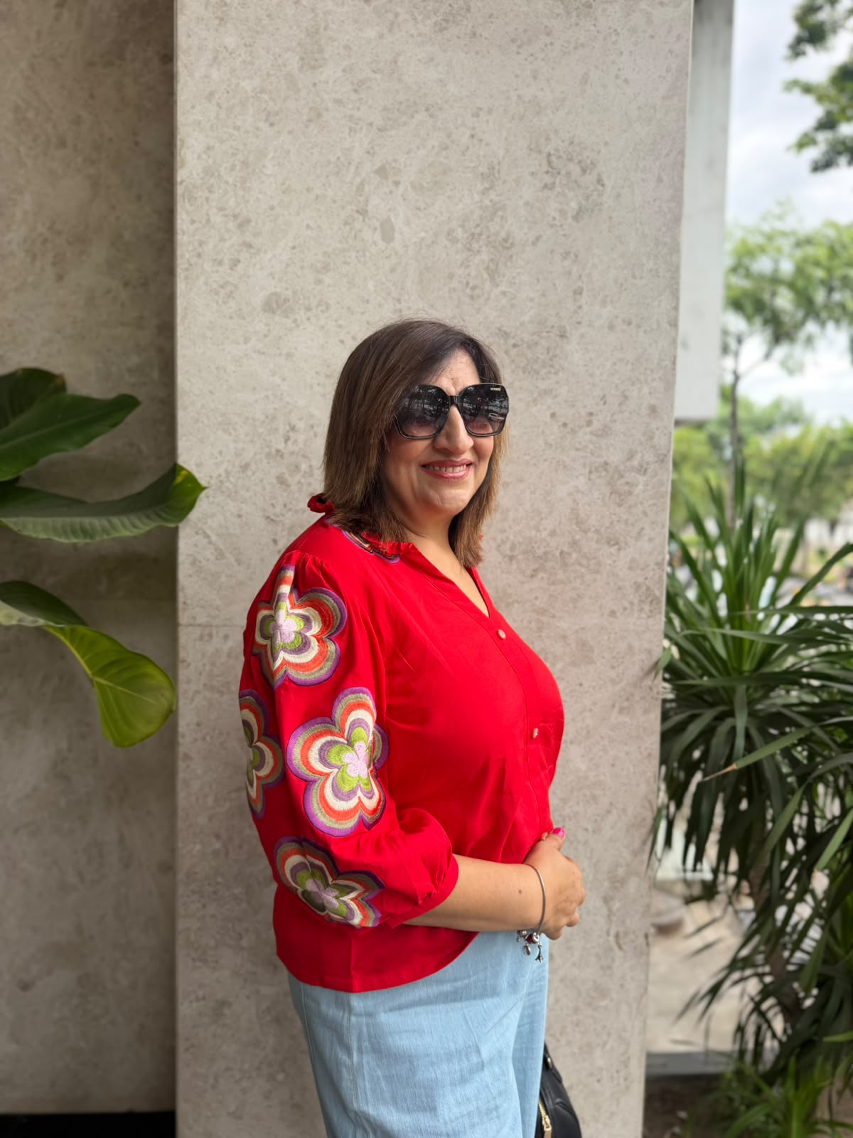 Red Chic Frilled Collar Rayon Shirt