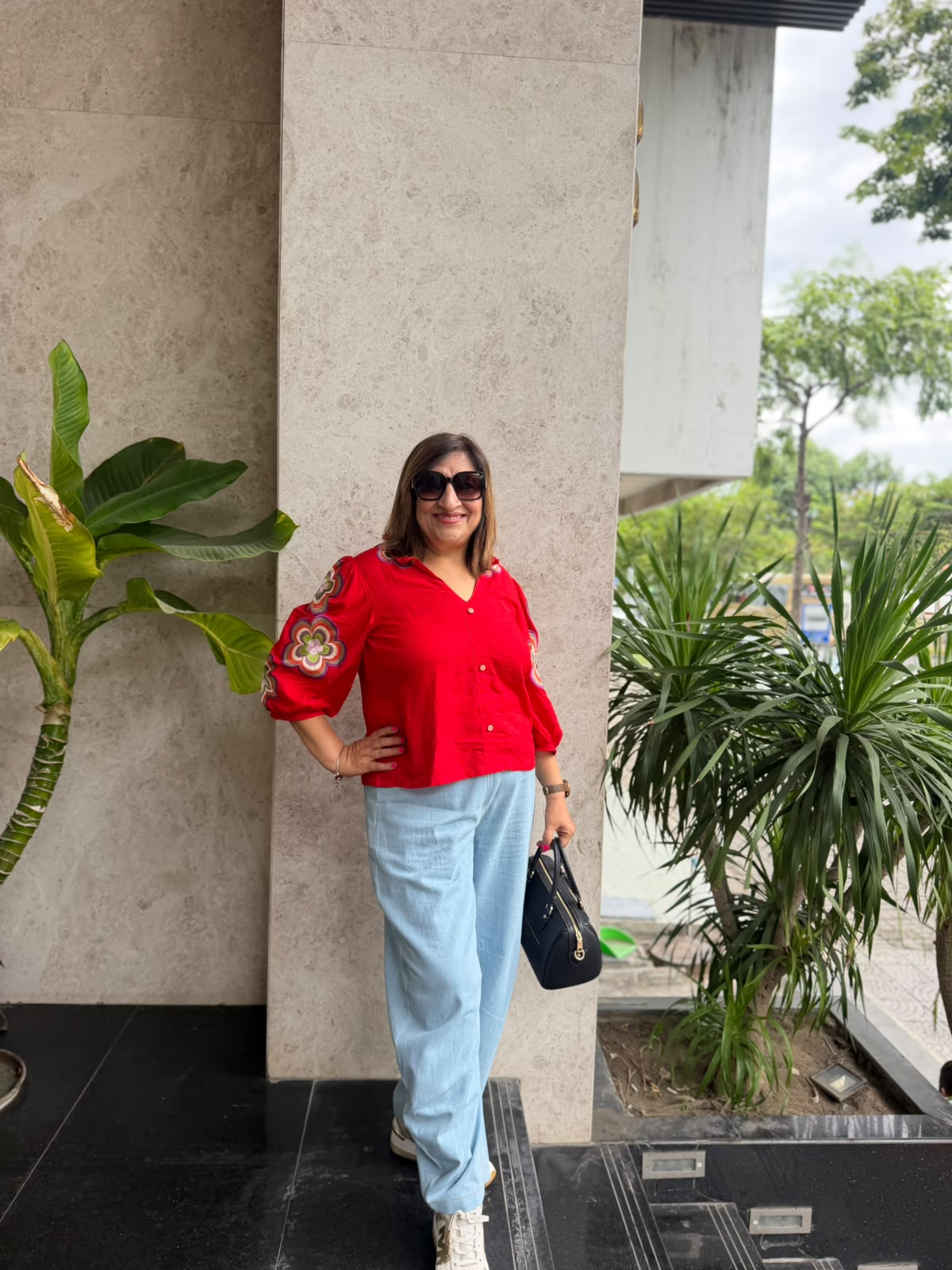 Red Chic Frilled Collar Rayon Shirt