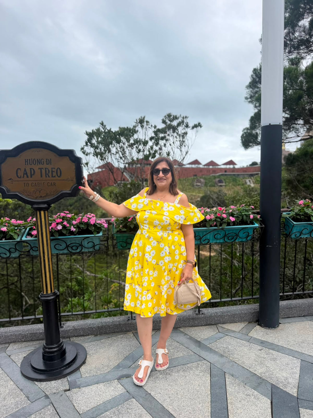 Yellow Daisy Off-Shoulder Dress