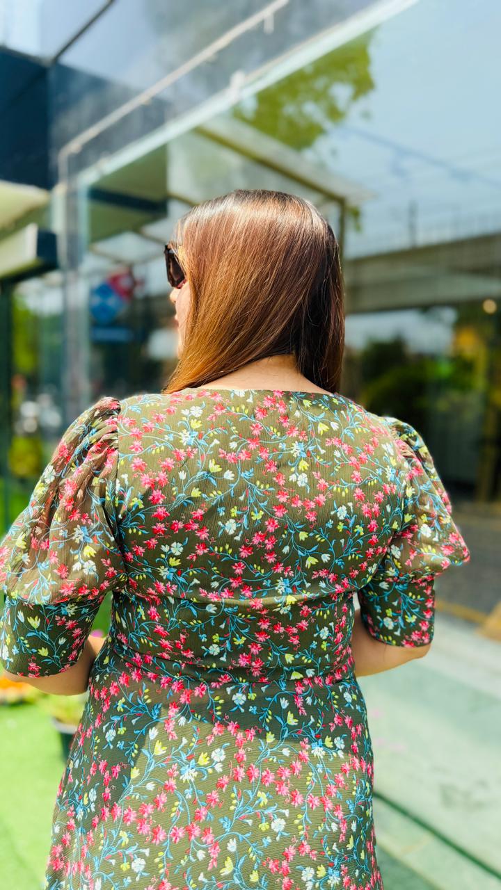 Green floral slit top