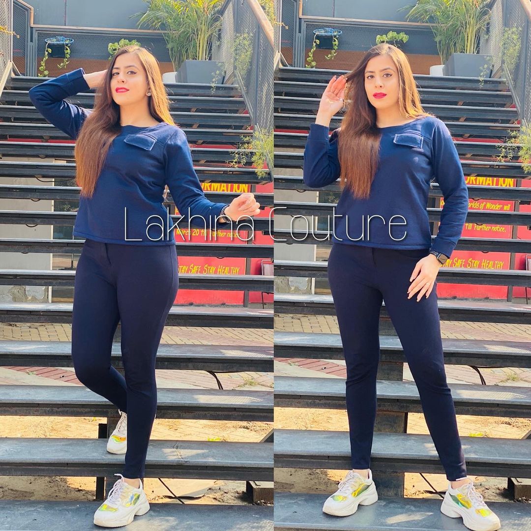 Navy Blue Warm Sweatshirt