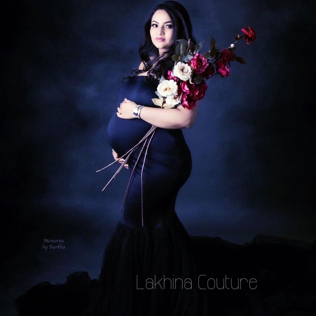 Black Lycra Gown