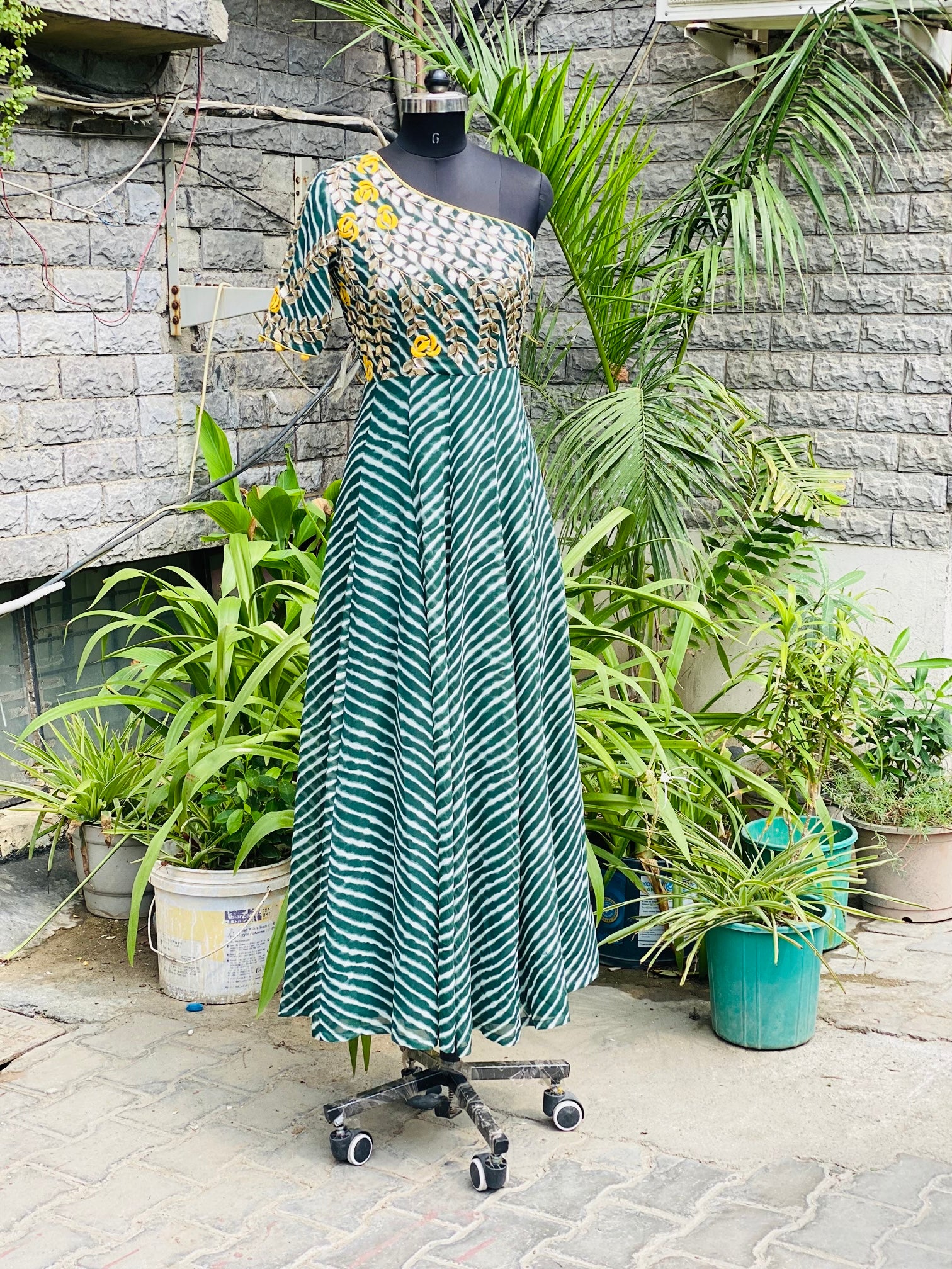 Guneet Green Ethnic Leheriya Maxi