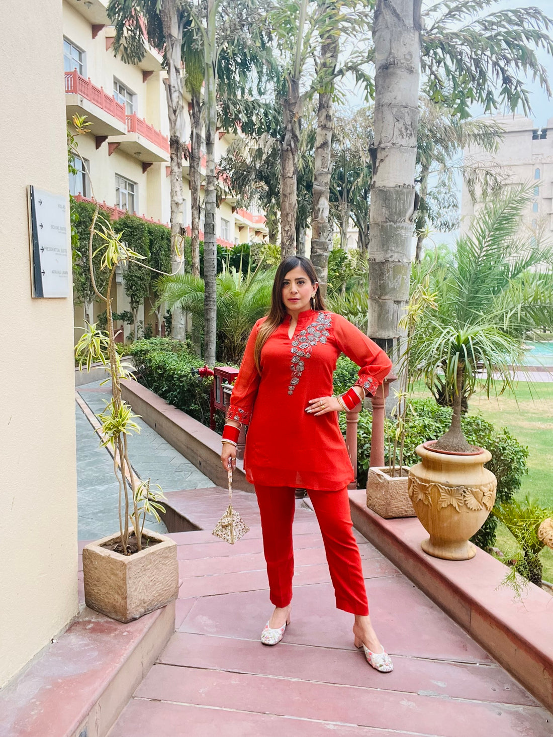 Rust Rakhi Set