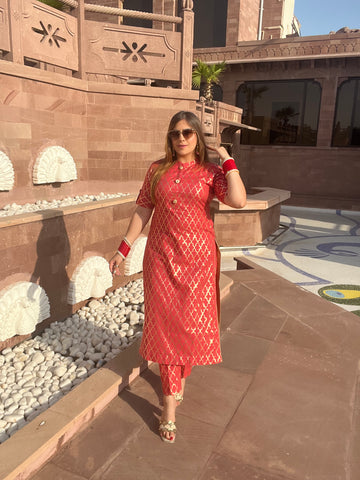 Jodha Carrot Suit