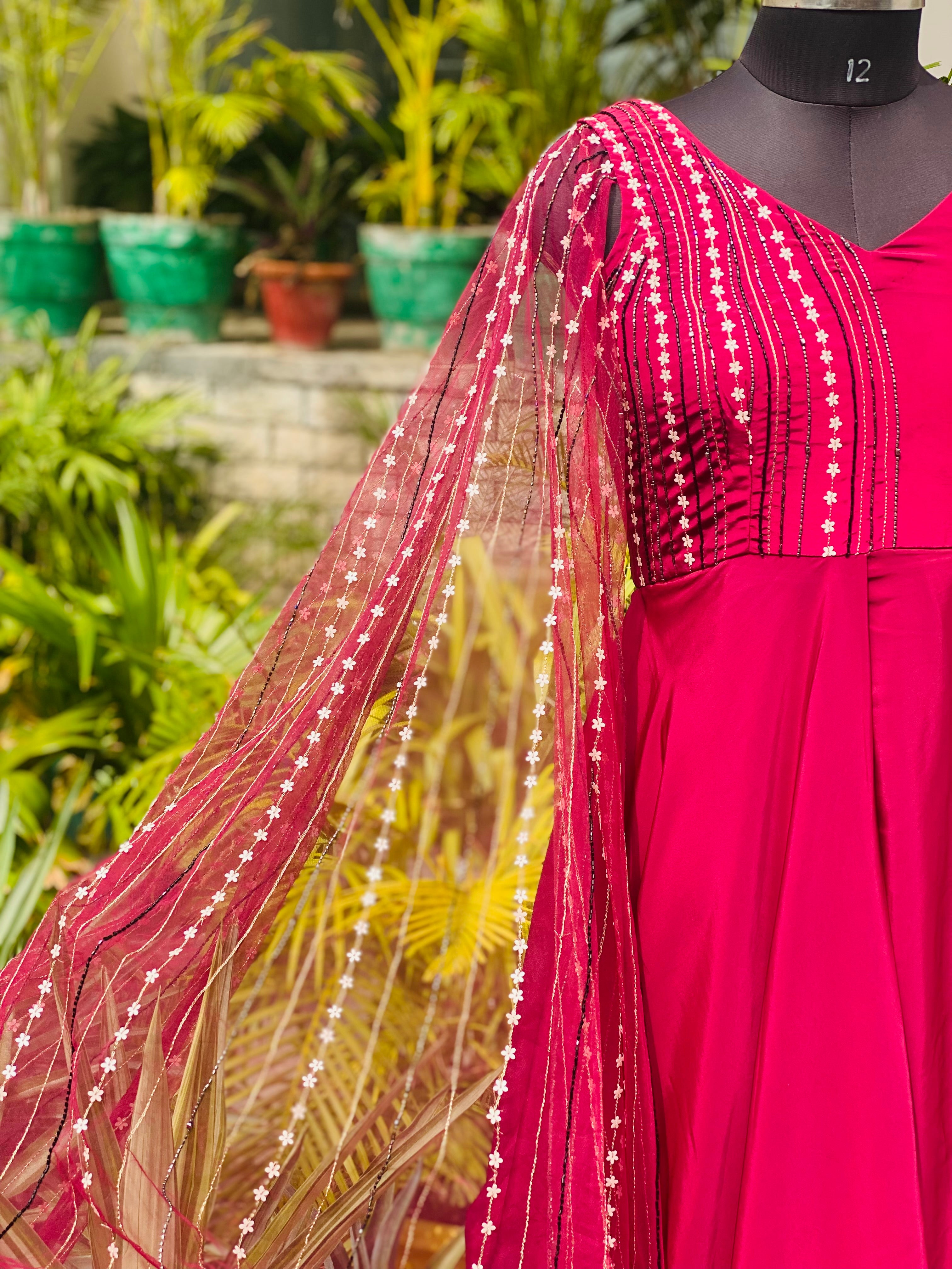 Wine Cape Sleeves Drape