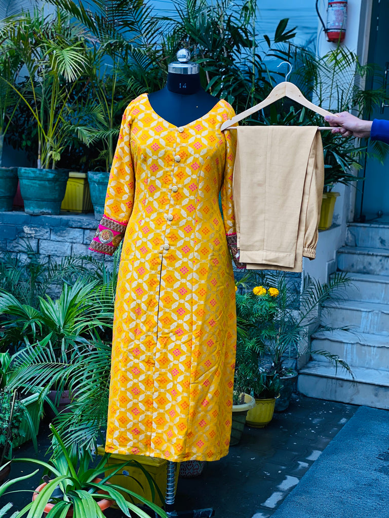 Yellow Ghatchola Silk Suit