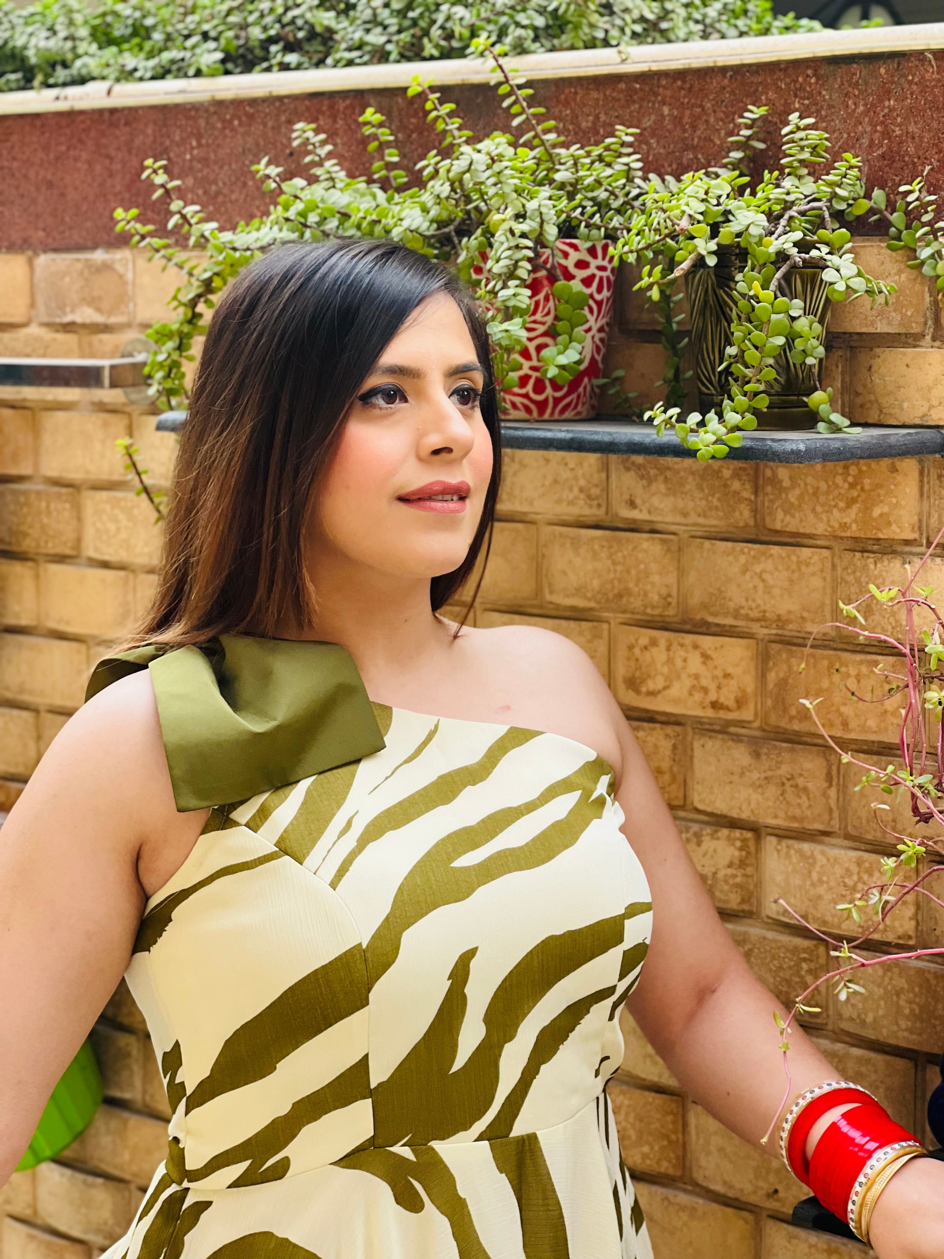 Cream - Olive Zebra Maxi