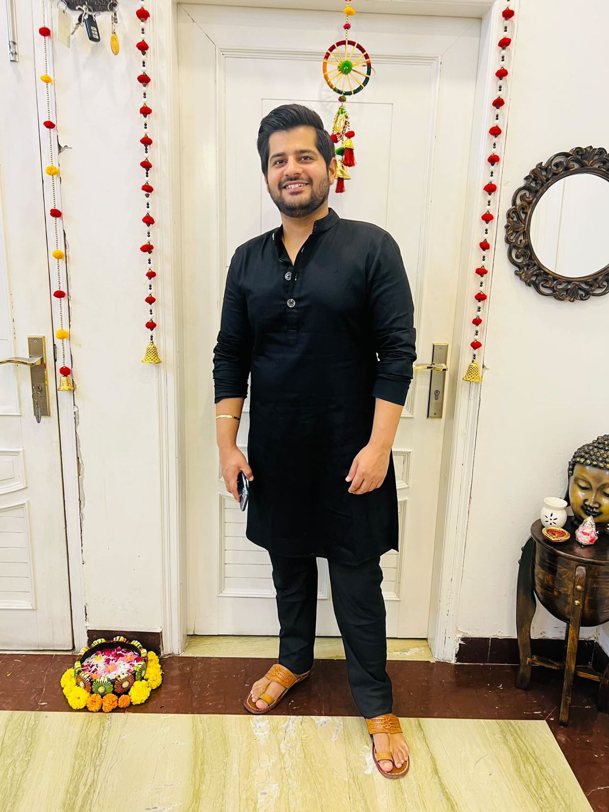 Menswear Black Classy Kurta Set